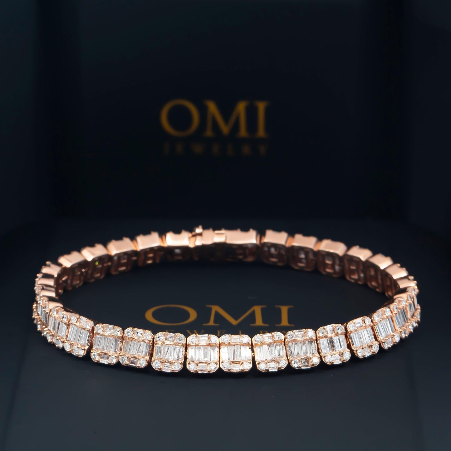 14K GOLD BAGUETTE DIAMONDS BRACELET 9.53 CT