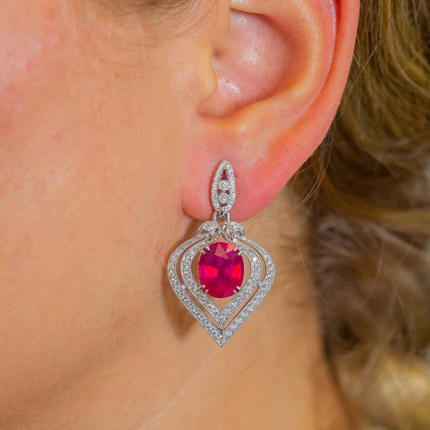 18K White Gold Ladies Earrings With White: 1.42 CTW Diamonds