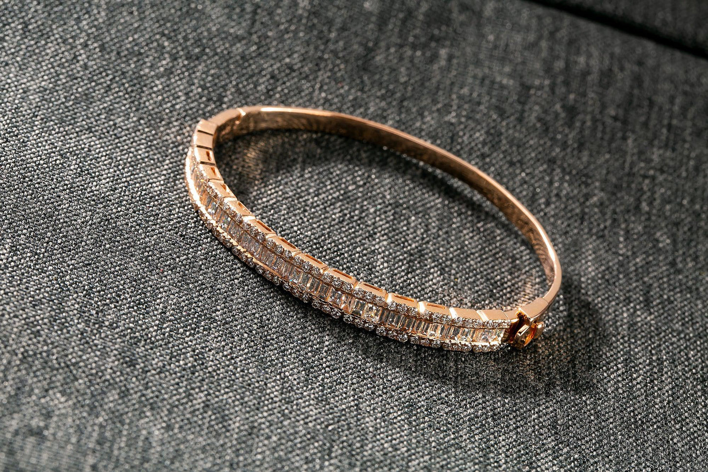 14K ROSE GOLD BAGUETTE BANGLE BRACELET 3.00 CT DIAMONDS