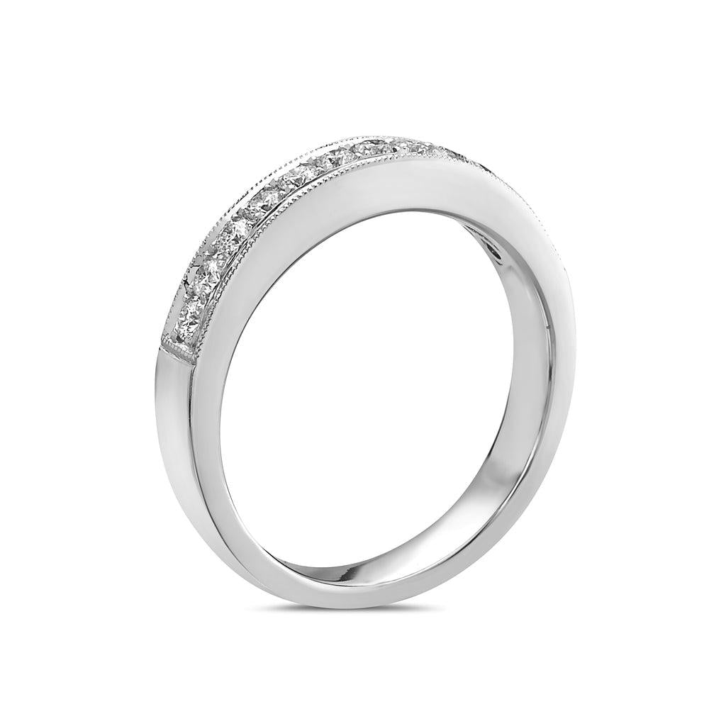Ladies 18K White Gold With 0.52 CT Diamond Wedding Band