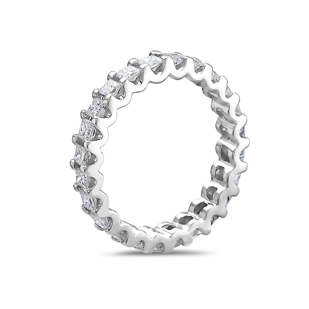 Ladies 18k White Gold With 1.47 CT Diamonds Wedding Band