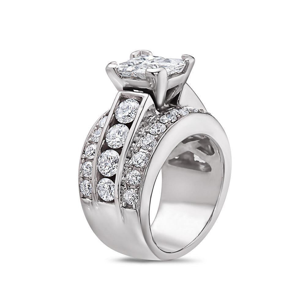 Ladies 14k White Gold Diamond 3.34 CT Right Hand Ring