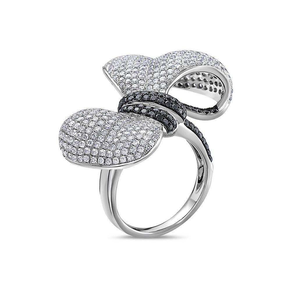 Ladies 18k White Gold Diamond 3.45 CT Right Hand Ring