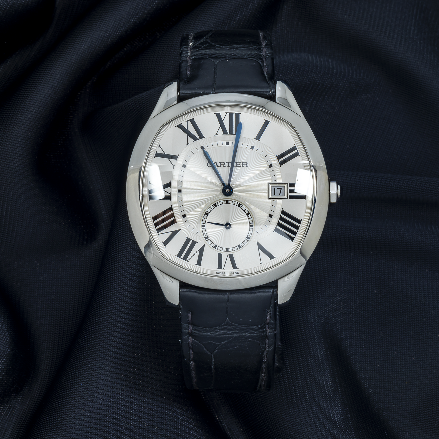 Cartier Drive WSNM0004 41MM Silver Guilloche Dial With Black Alligator Strap