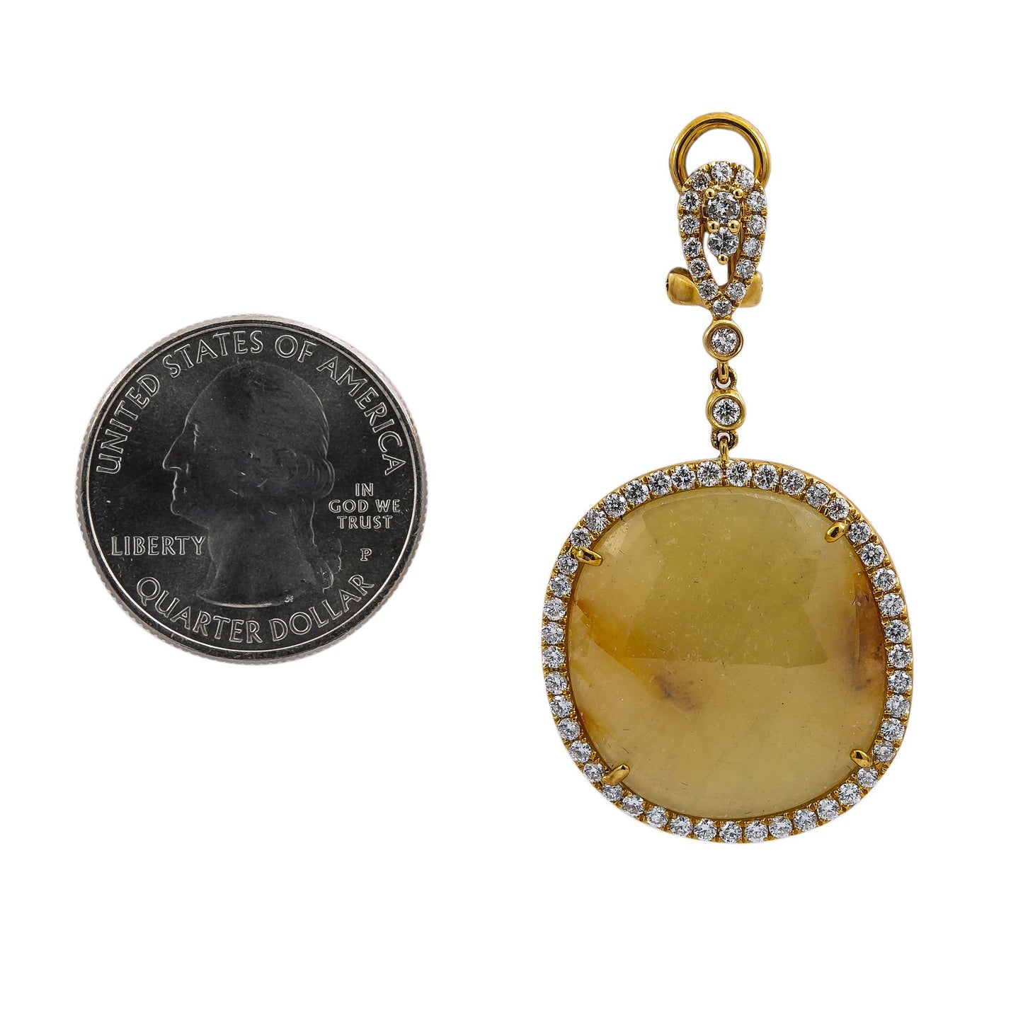 18K Yellow Gold Ladies Earrings With Round Shaped Diamonds