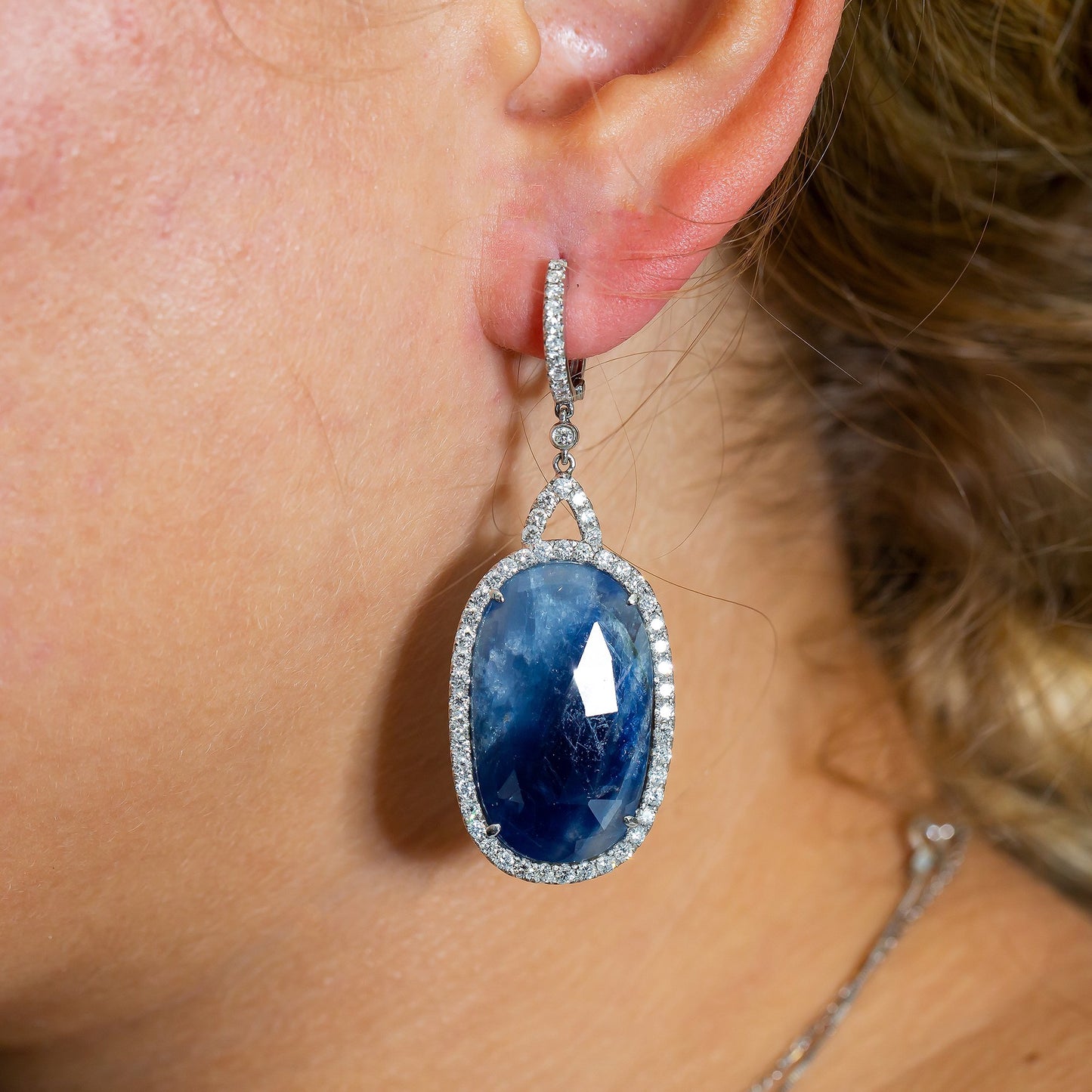 18K White Gold Ladies Earrings With White: 2.15 CTW Diamonds