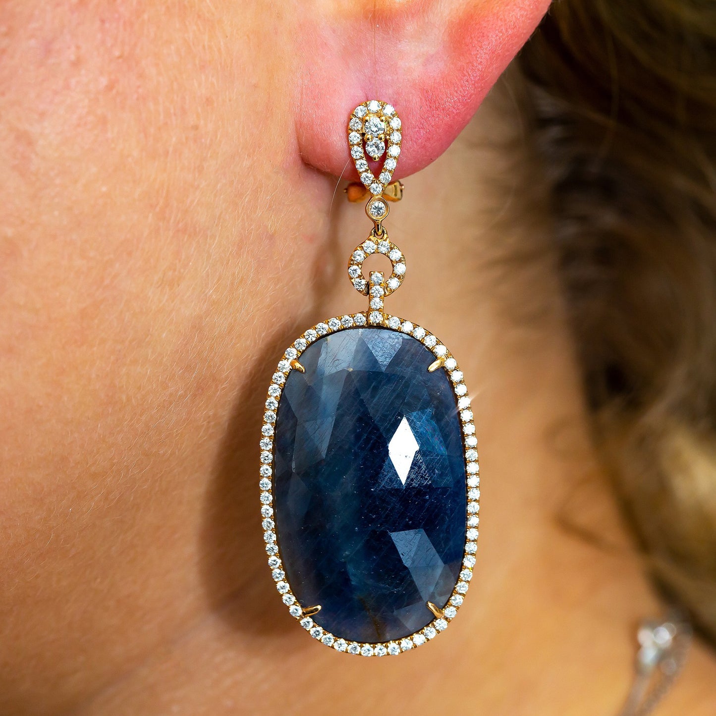 18K Rose Gold Ladies Earrings With Diamonds