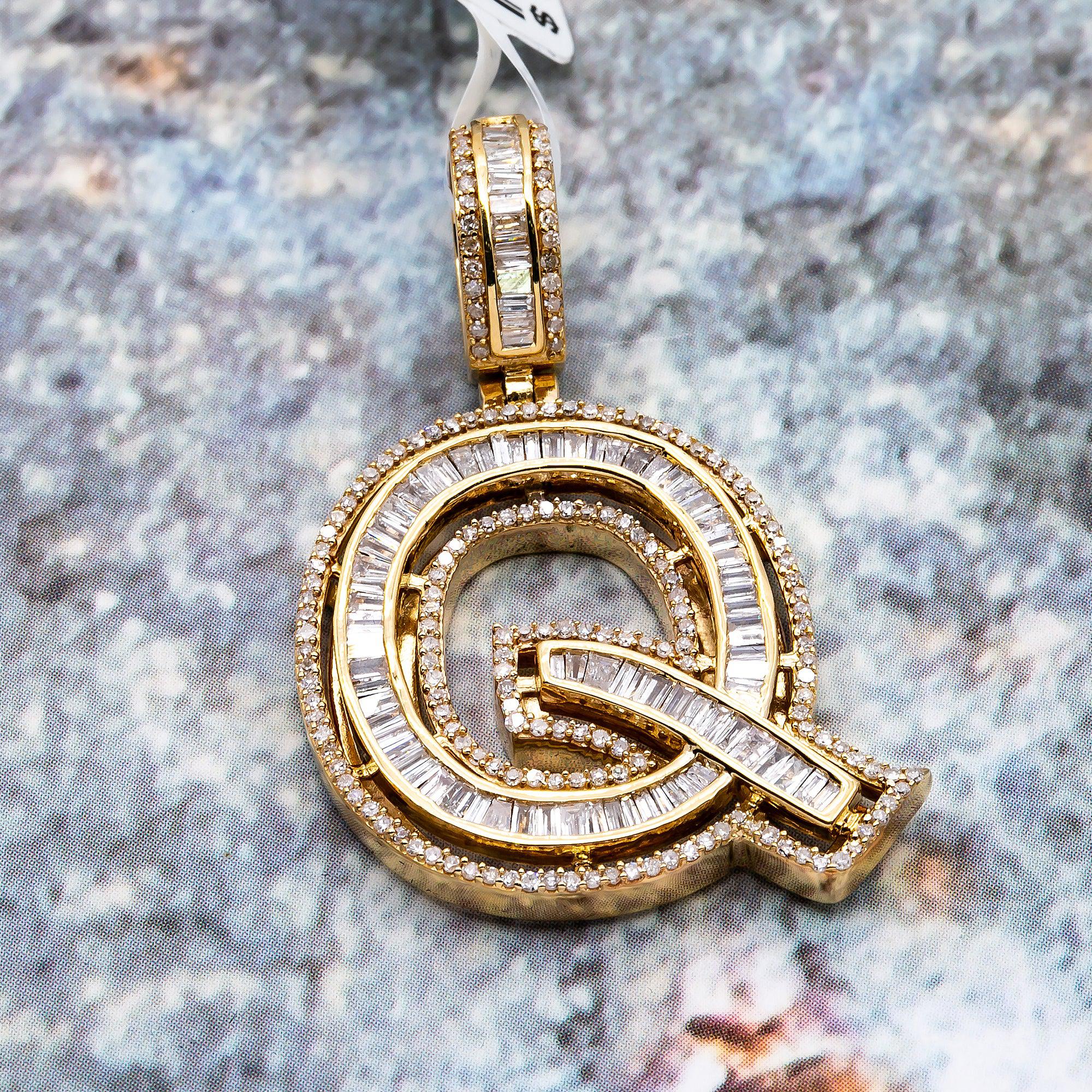 UNISEX DIAMOND INITIAL Q PENDANT WITH 1.38CT DIAMONDS
