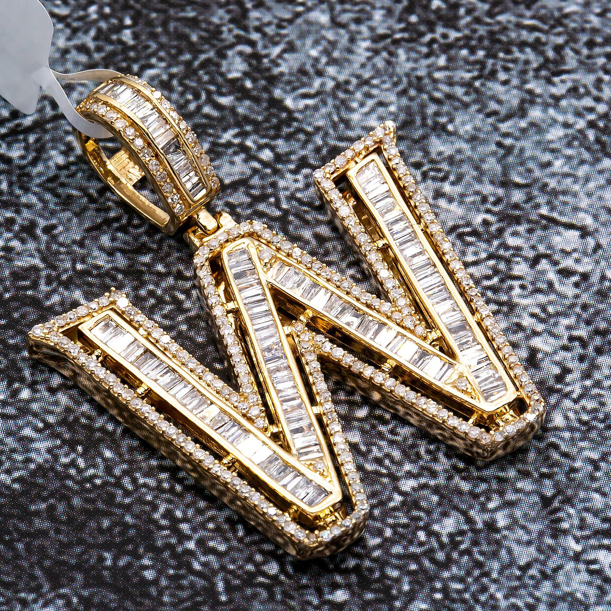 UNISEX DIAMOND INITIAL W PENDANT WITH 1.52CT DIAMONDS