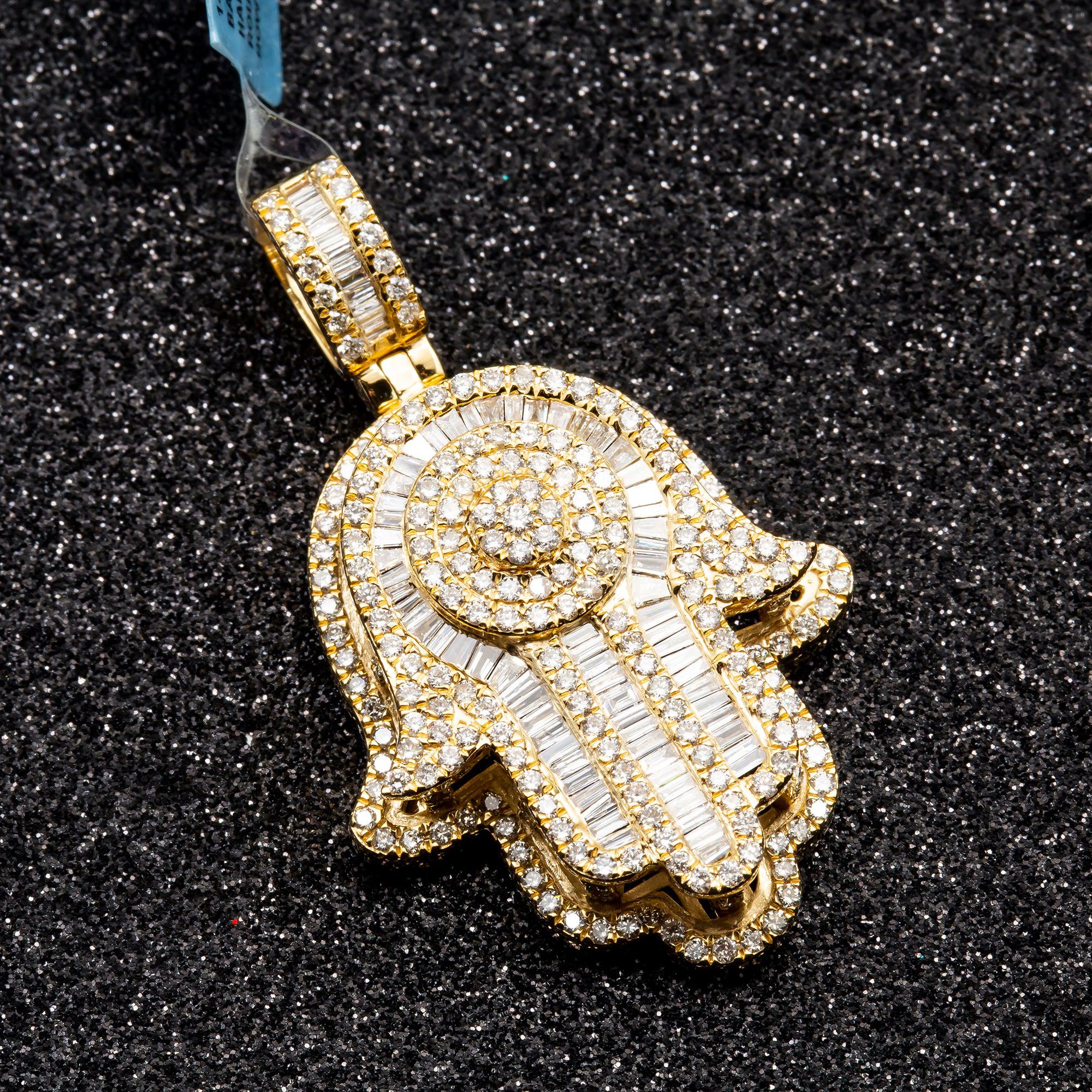 14K GOLD BAGUETTE DIAMOND 3D HAMSA PENDANT ROUND CLUSTER WITH 2 ROW BORDER 3.15 CT