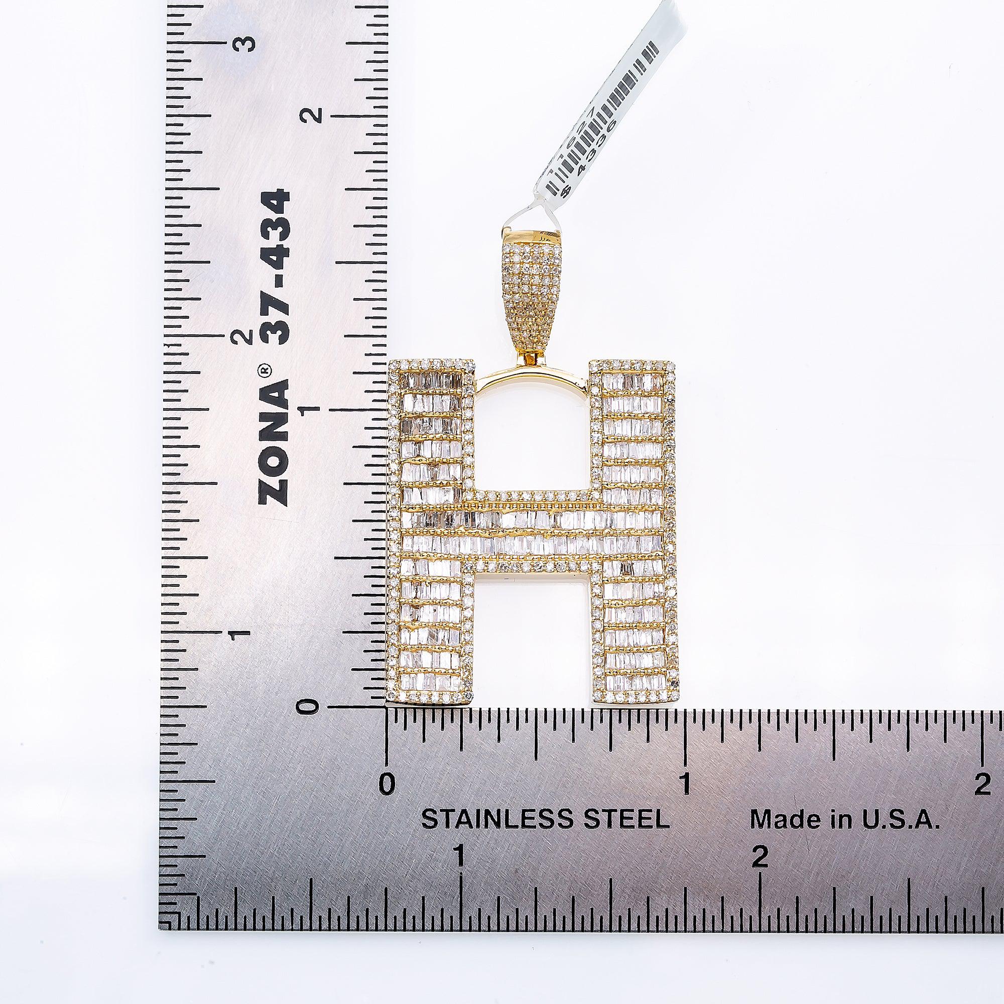 14K Yellow Gold Unisex Letter H Pendant with 2.03 CT Diamond