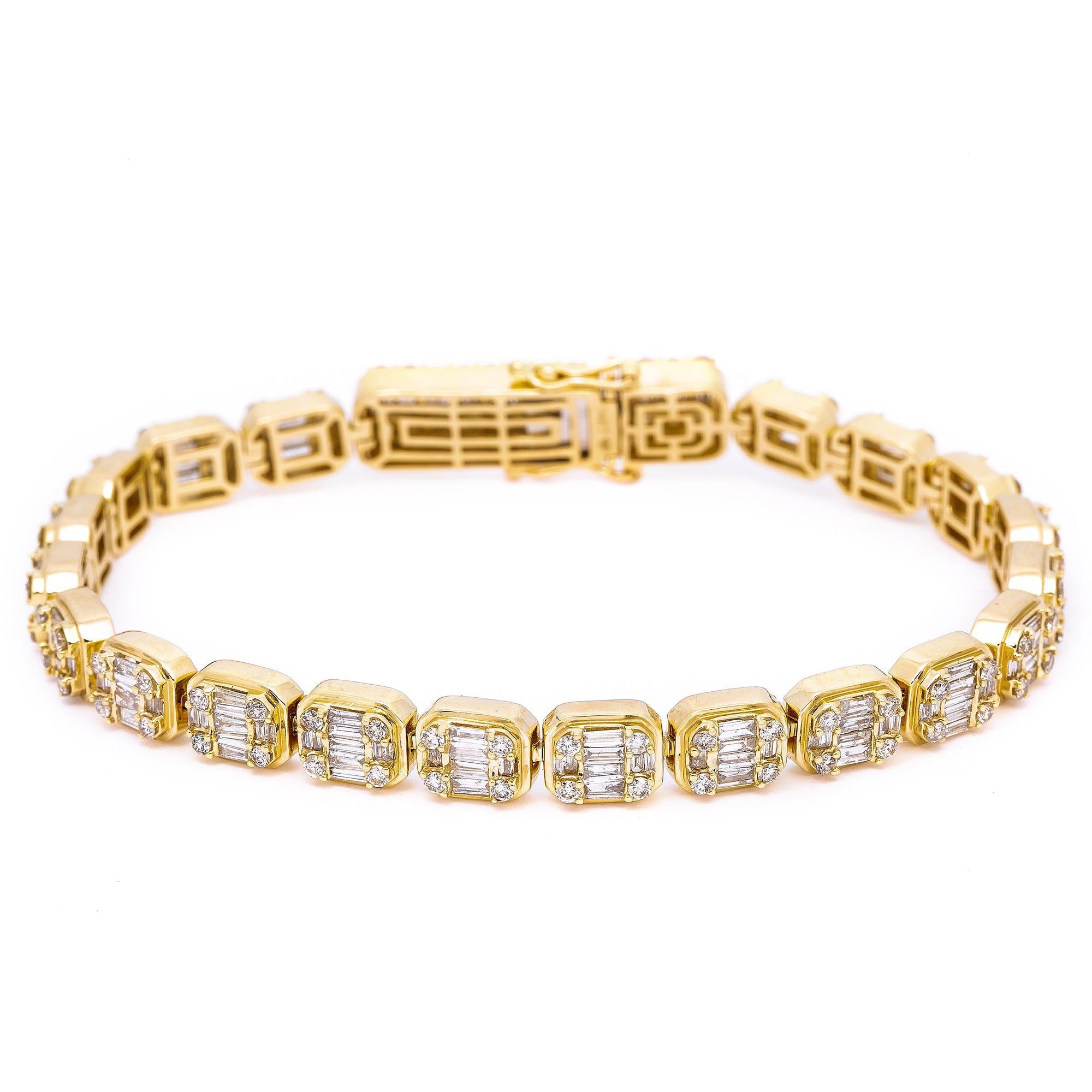 14K YELLOW GOLD BRACELET WITH 5.90 CT BAGUETTE DIAMONDS
