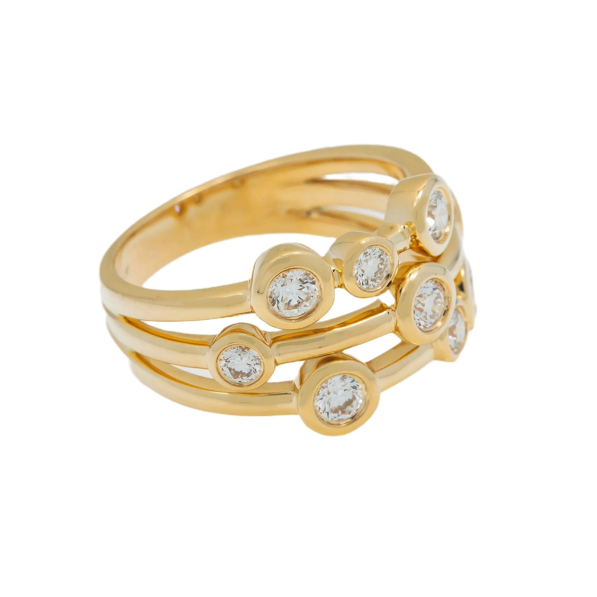 18K GOLD DIAMOND LADIES RING