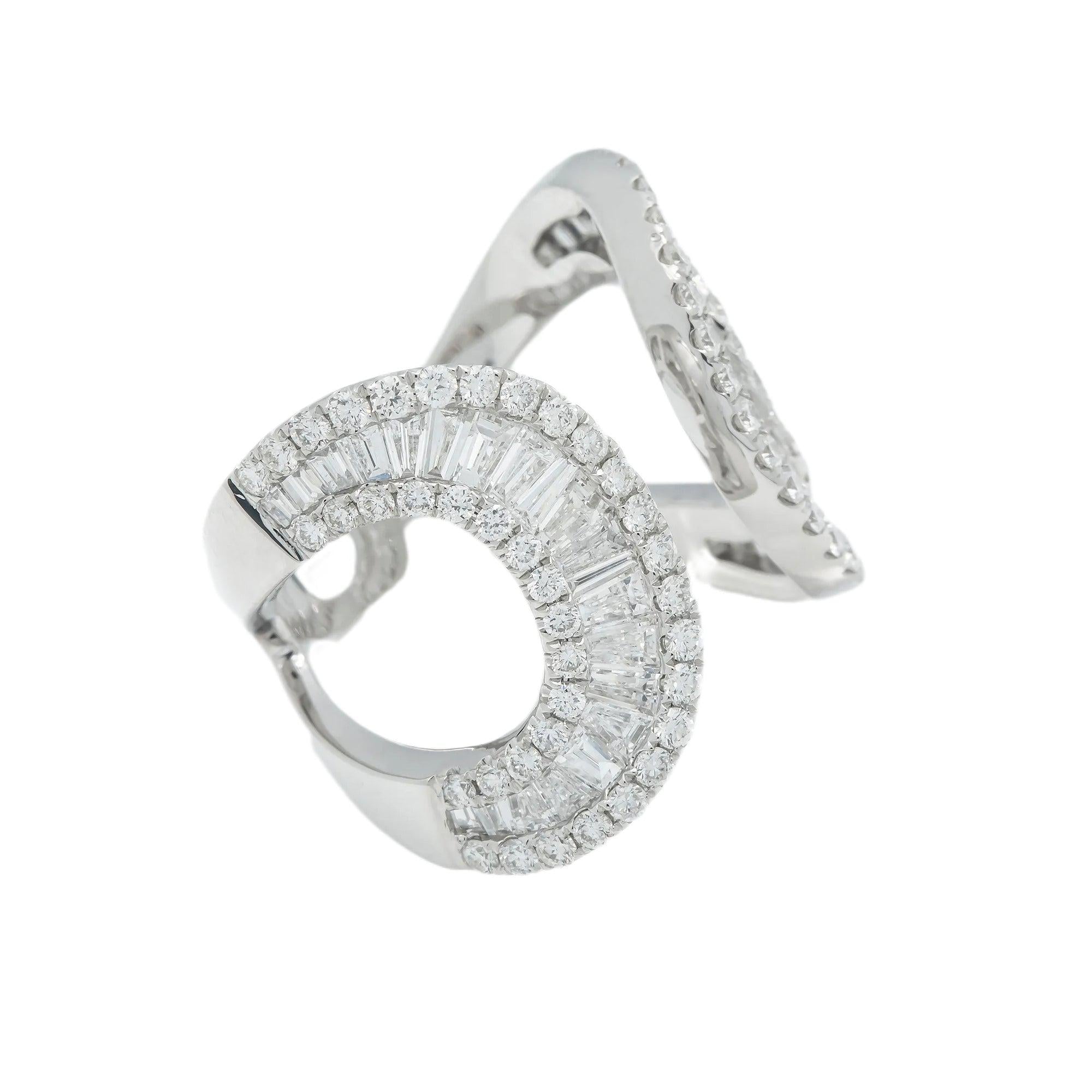 18K GOLD DIAMOND LADIES RING 2.61 CT