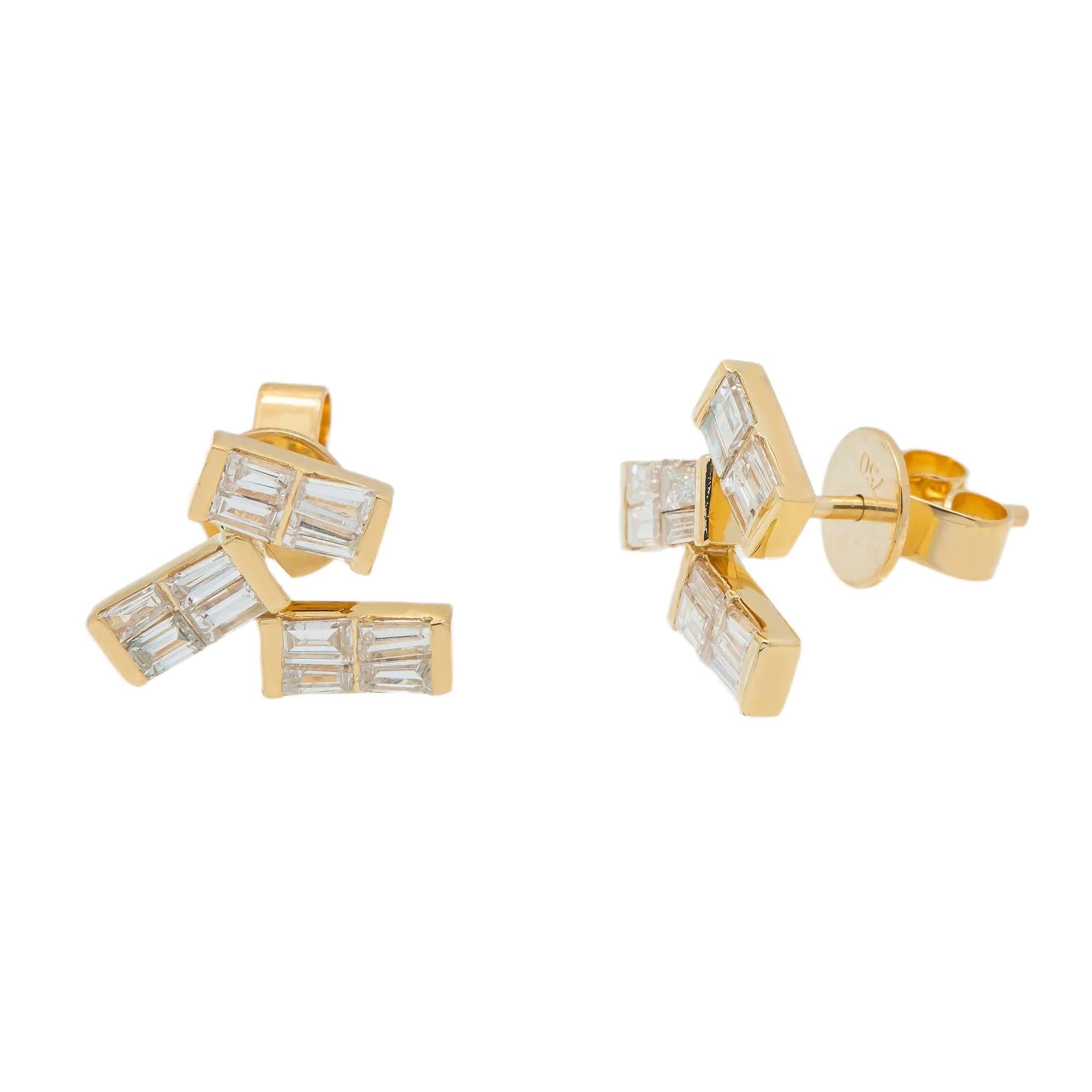 18K GOLD DIAMOND LADIES EARRINGS 0.76 CTW