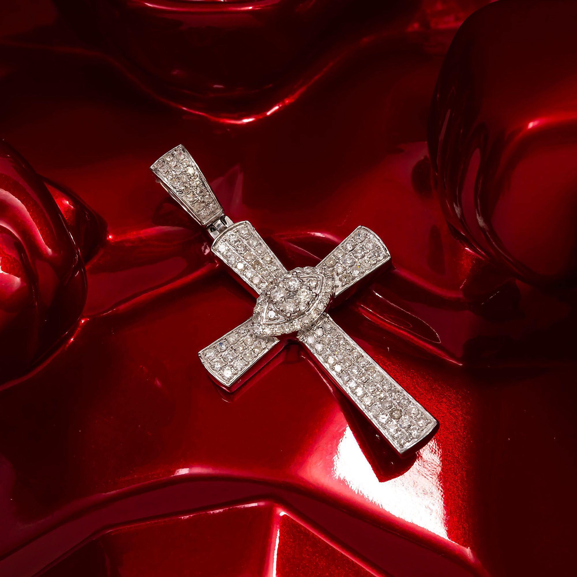 14K GOLD DIAMOND CROSS PENDANT 0.92 CT