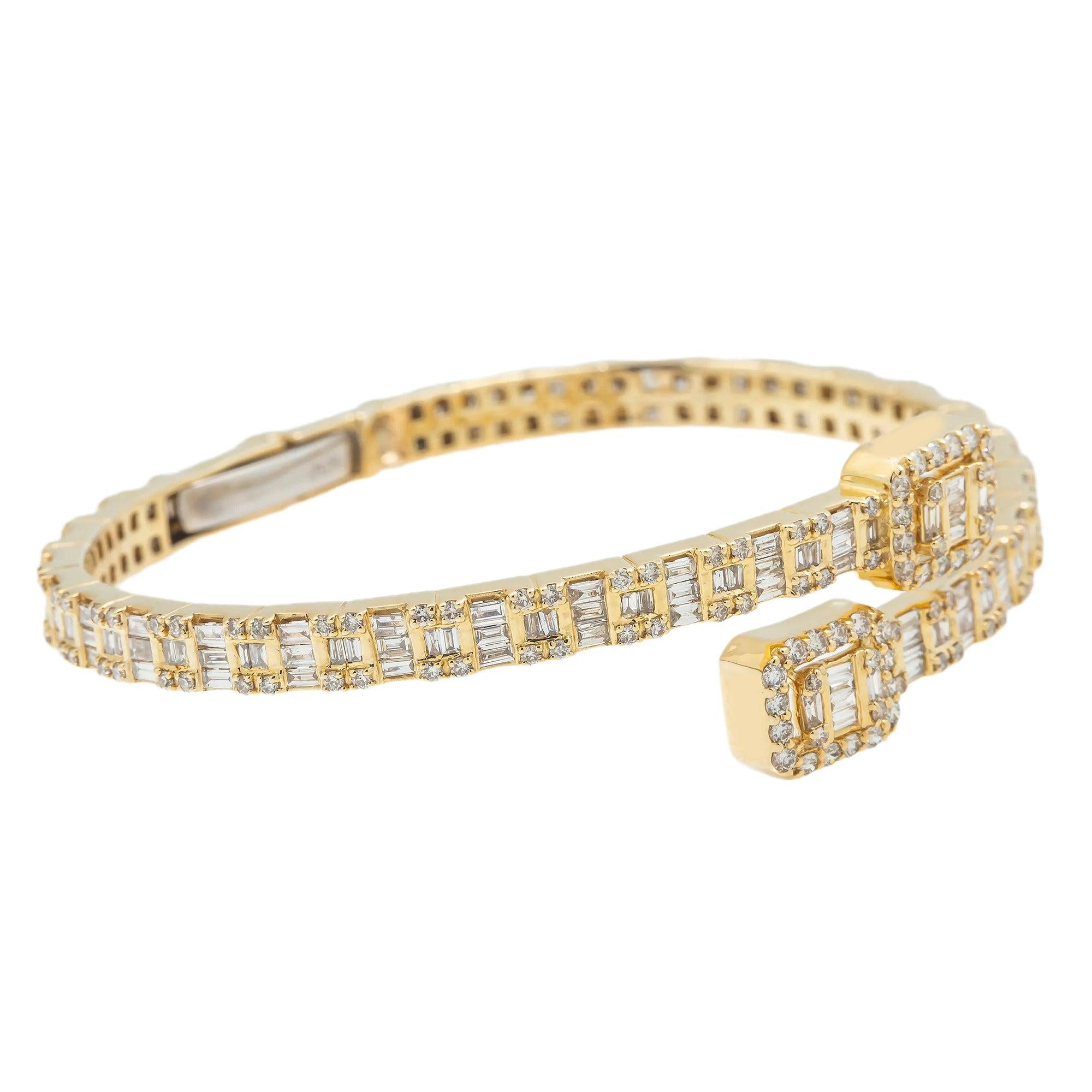 14K GOLD SQUARE SHAPE BANGLE 4.31 CT DIAMONDS