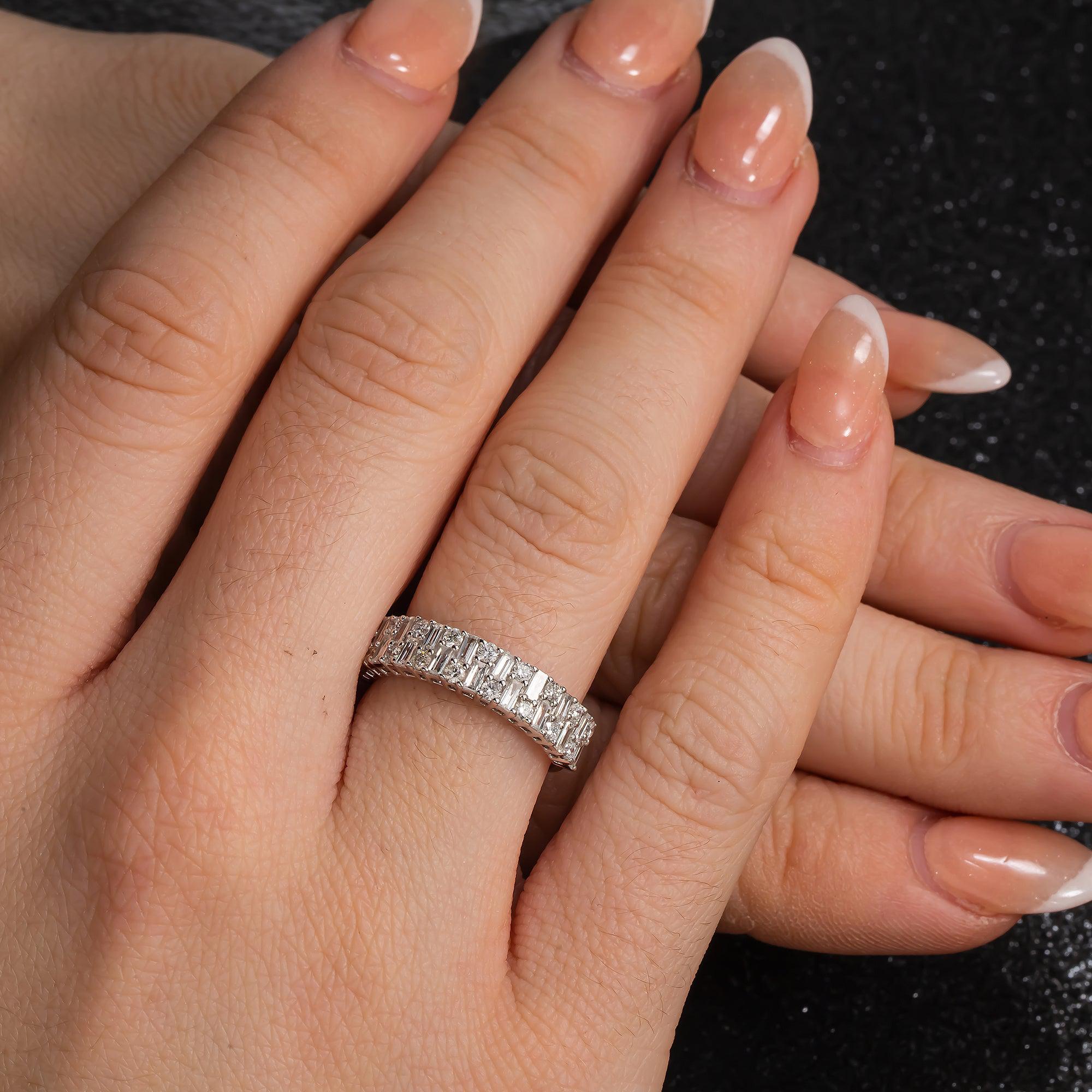 14K GOLD DIAMOND LADIES RING 0.81 CT