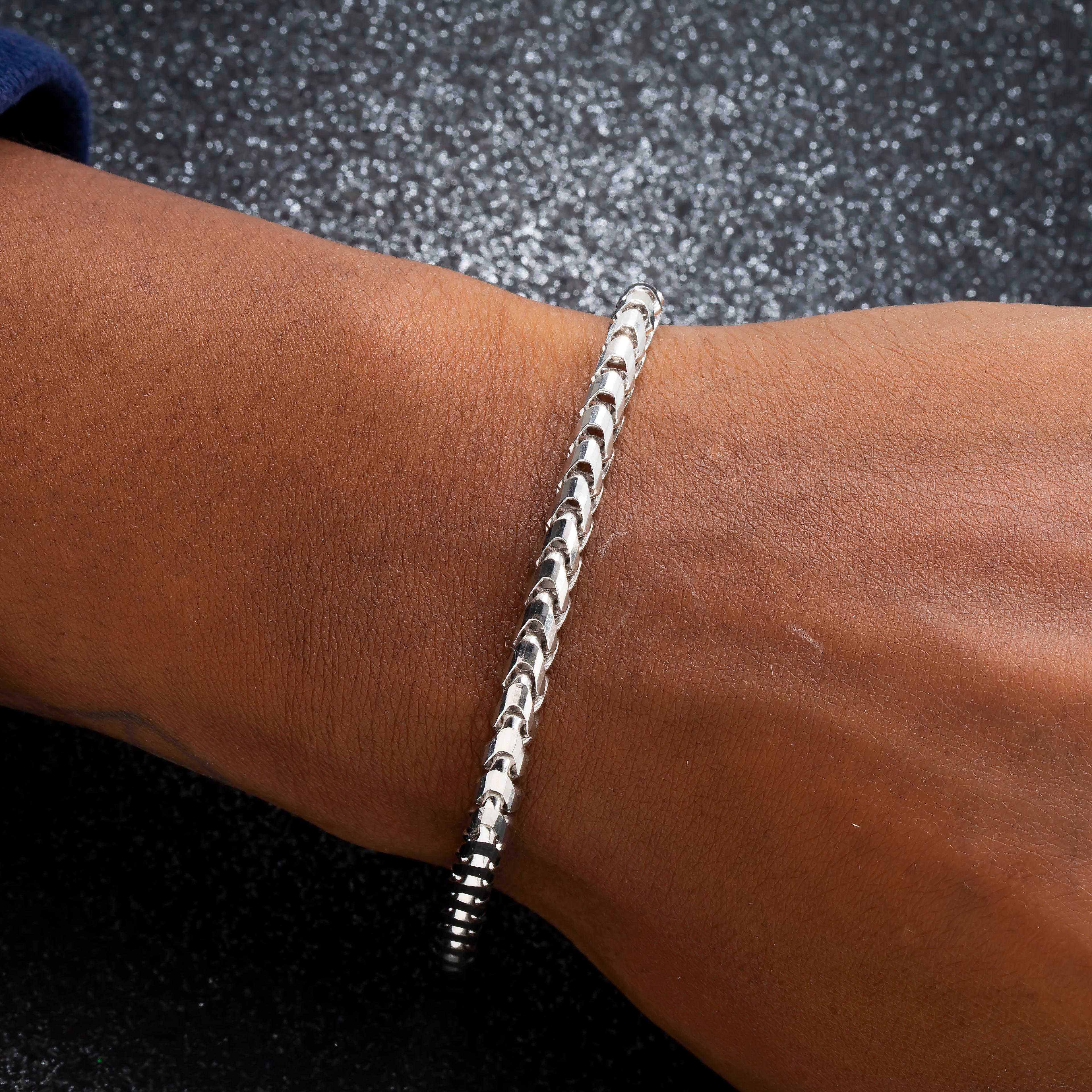 10K GOLD HOLLOW FRANCO CHAIN BRACELET