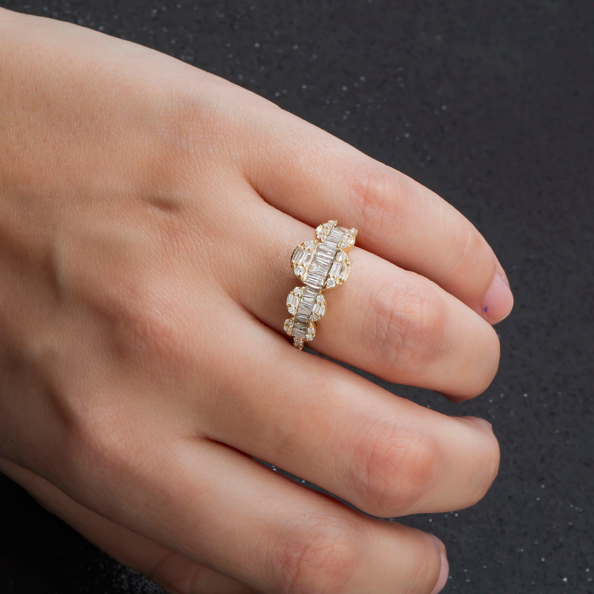 14K GOLD BAGUETTE AND ROUND DIAMOND RING 1.00 CT