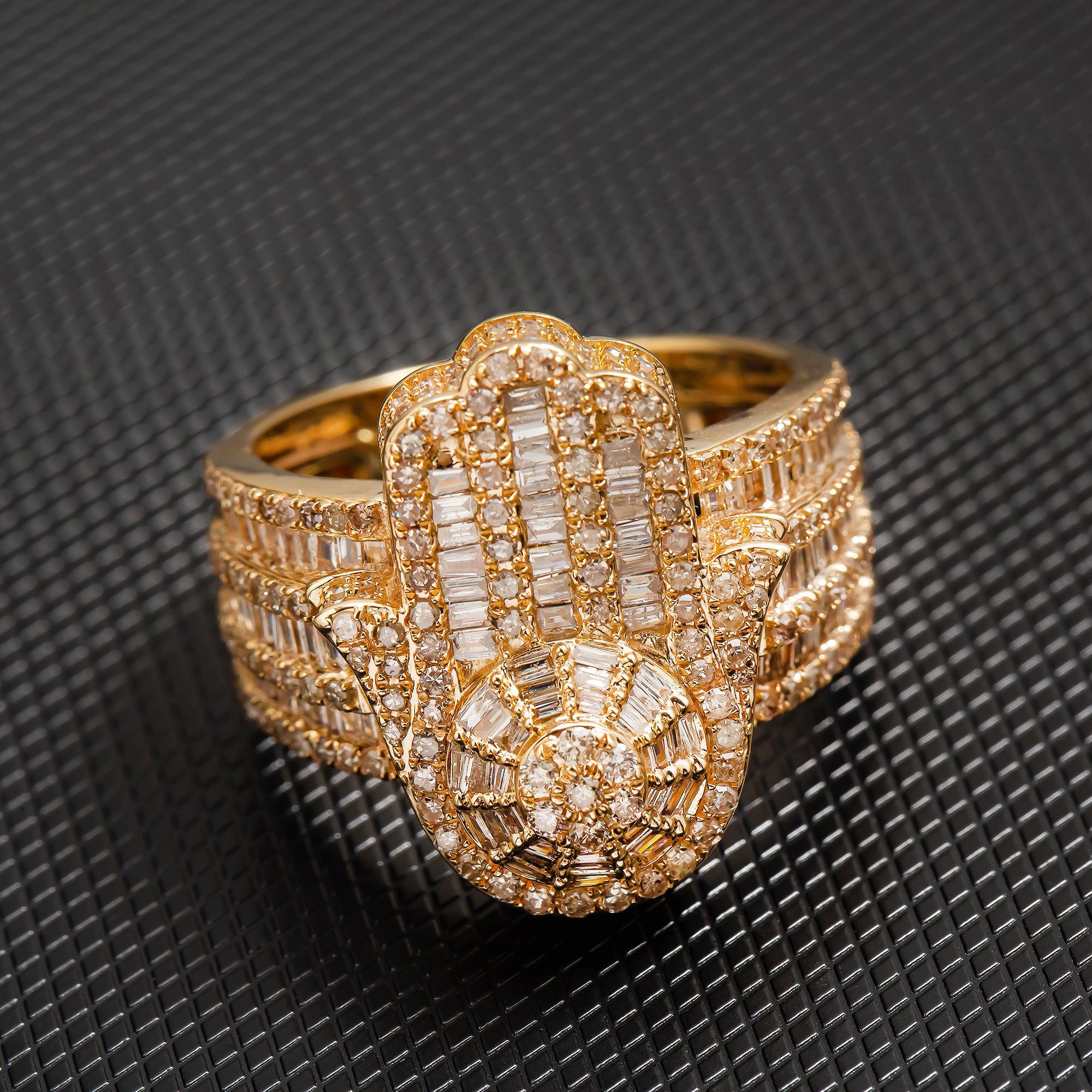 14K GOLD BAGUETTE DIAMOND HAMSA RING