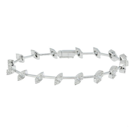 14K GOLD BAGUETTE AND ROUND DIAMONDS BRACELET 2.14 CT