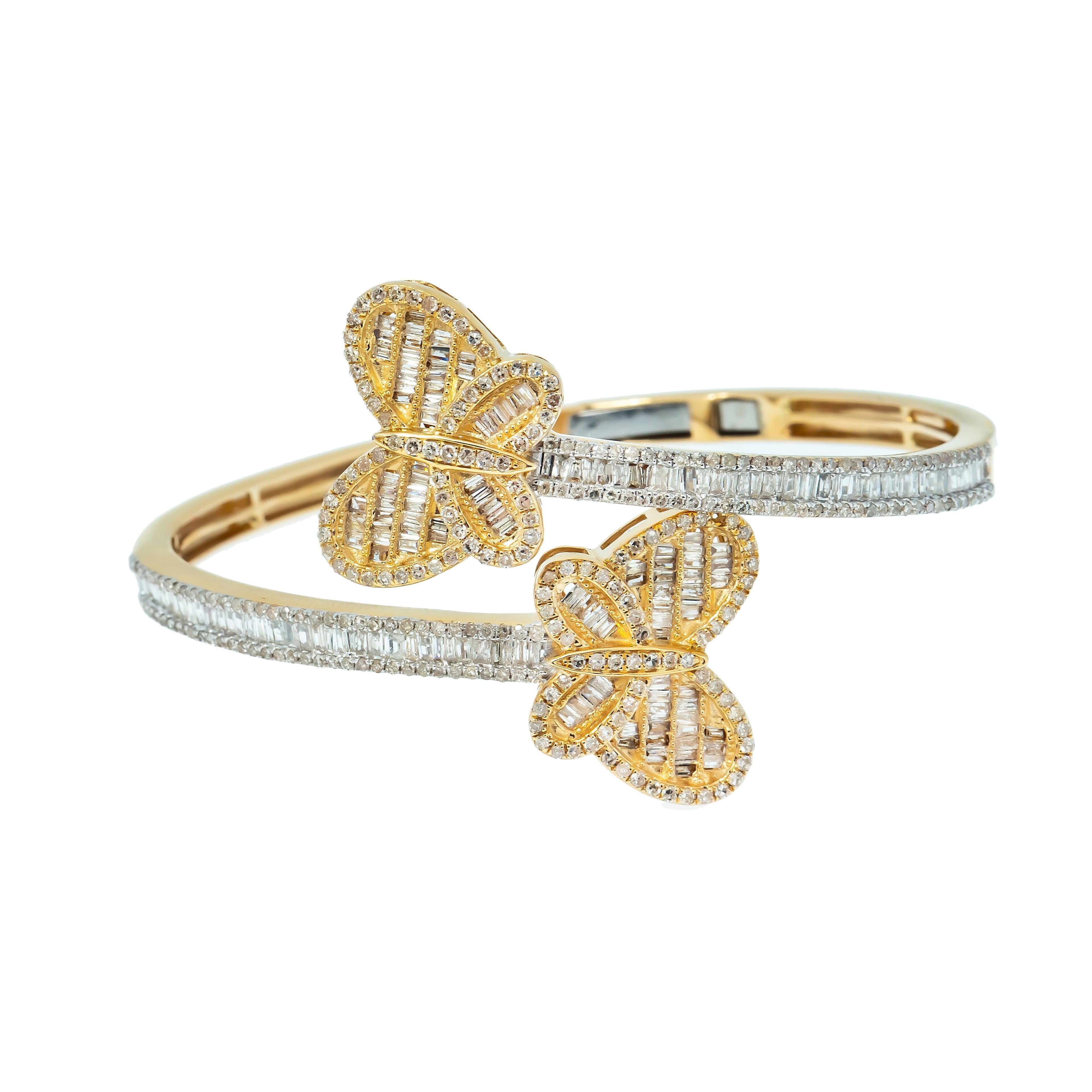 14K GOLD BAGUETTE DIAMONDS OPEN BUTTERFLY BANGLE 2.86 CT