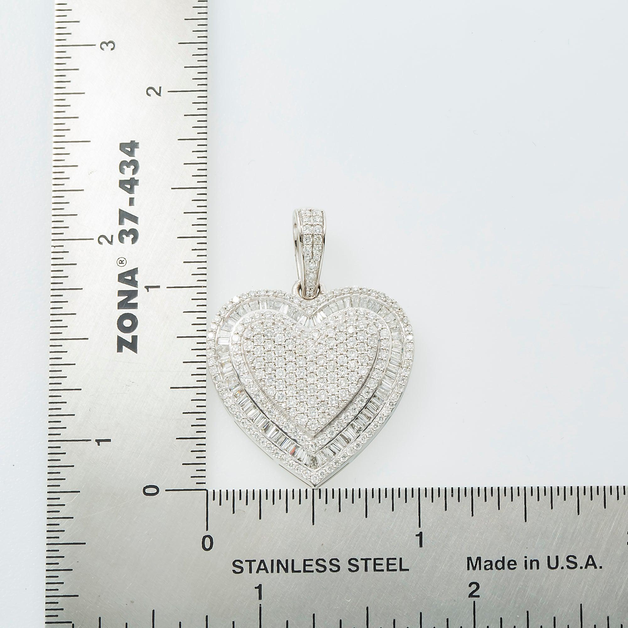 10K GOLD BAGUETTE AND ROUND DIAMOND HEART PENDANT 2.15 CT