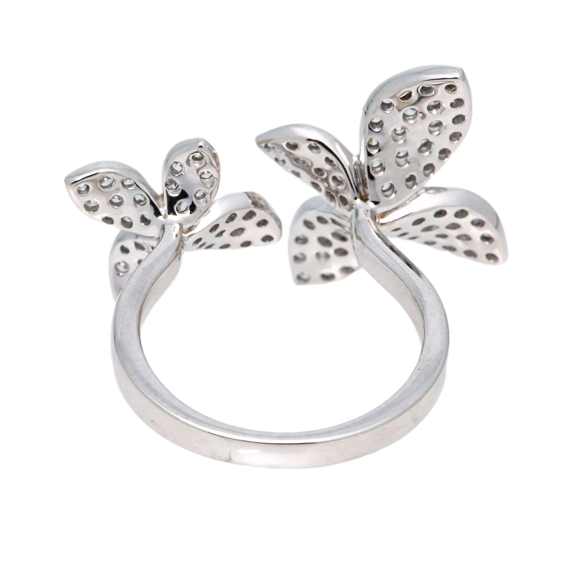 18K WHITE GOLD FLOWER LADIES RING WITH 1.5 CT DIAMONDS
