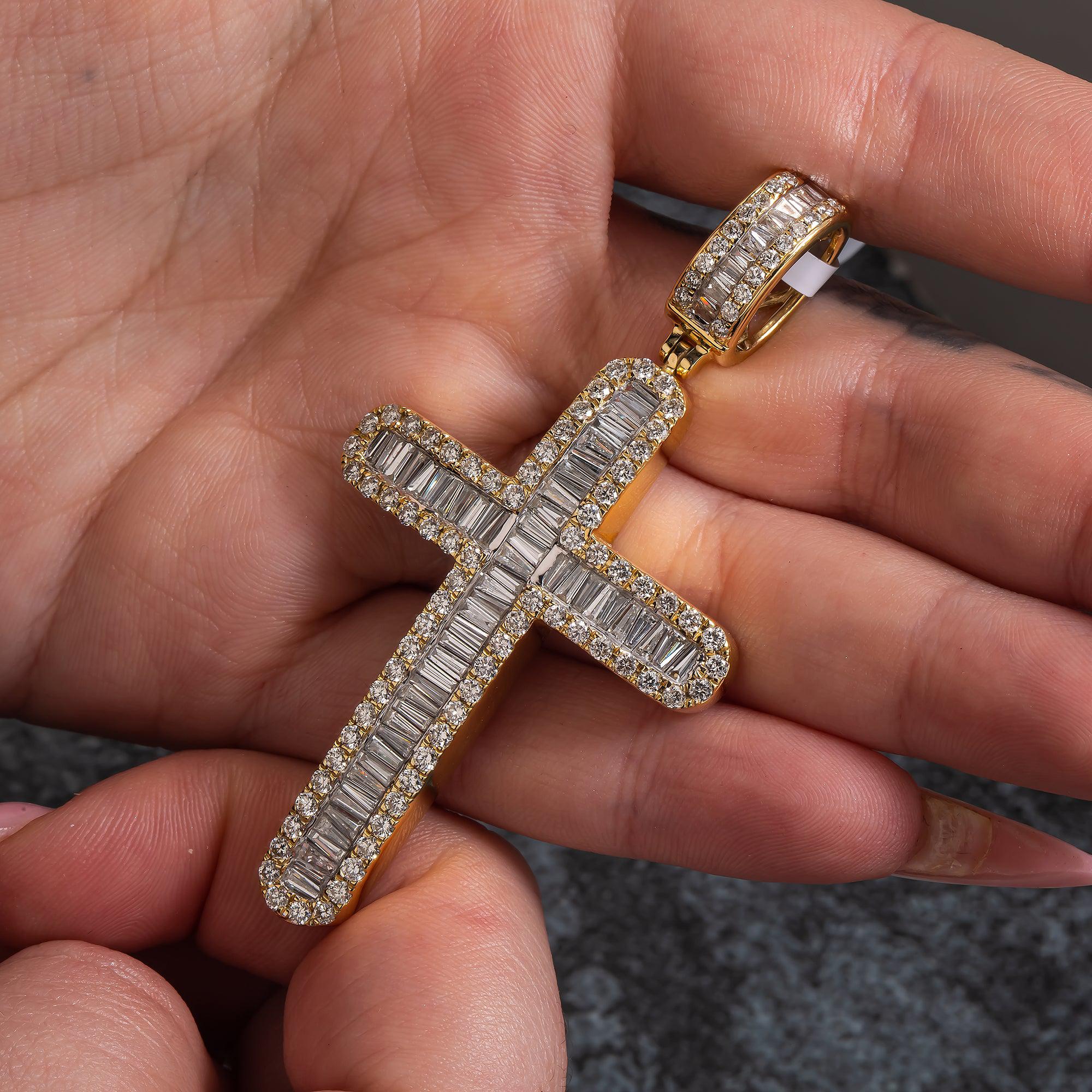 14K GOLD BAGUETTE AND ROUND DIAMOND CROSS PENDANT 4.75 CT