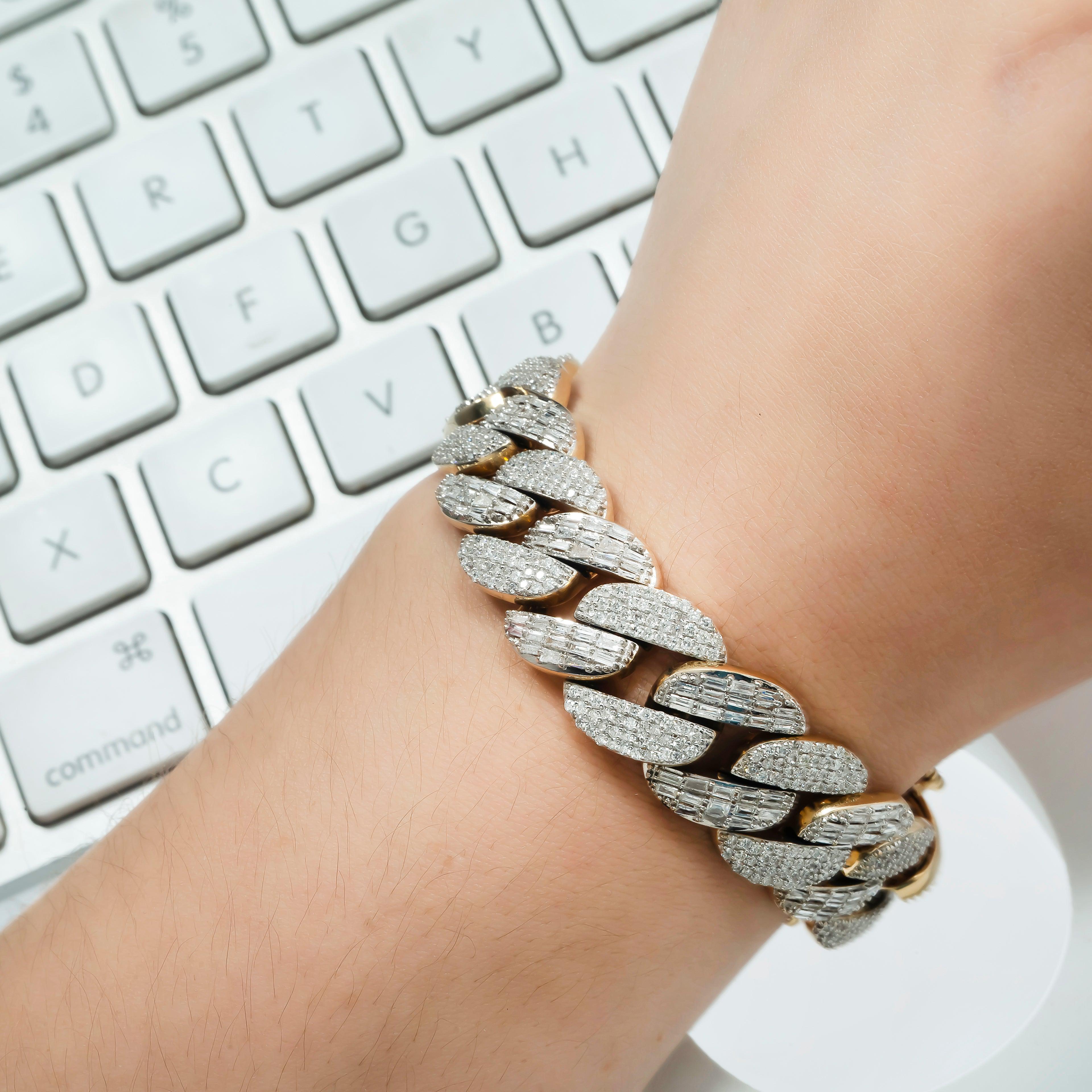 14K GOLD BAGUETTE DIAMONDS CUBAN LINK BRACELET 8.53 CT