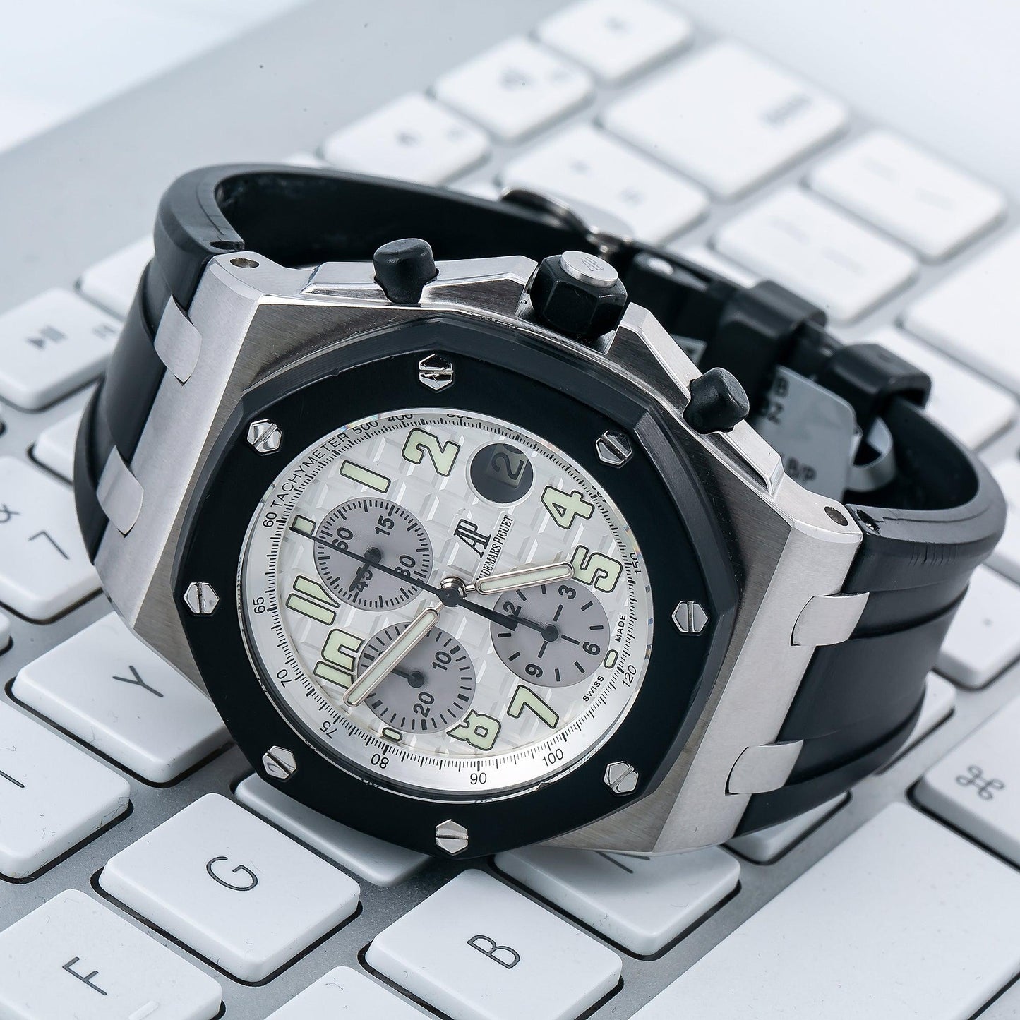 Audemars Piguet Royal Oak Offshore Chronograph 25940SK 42MM White Dial With Rubber Bracelet