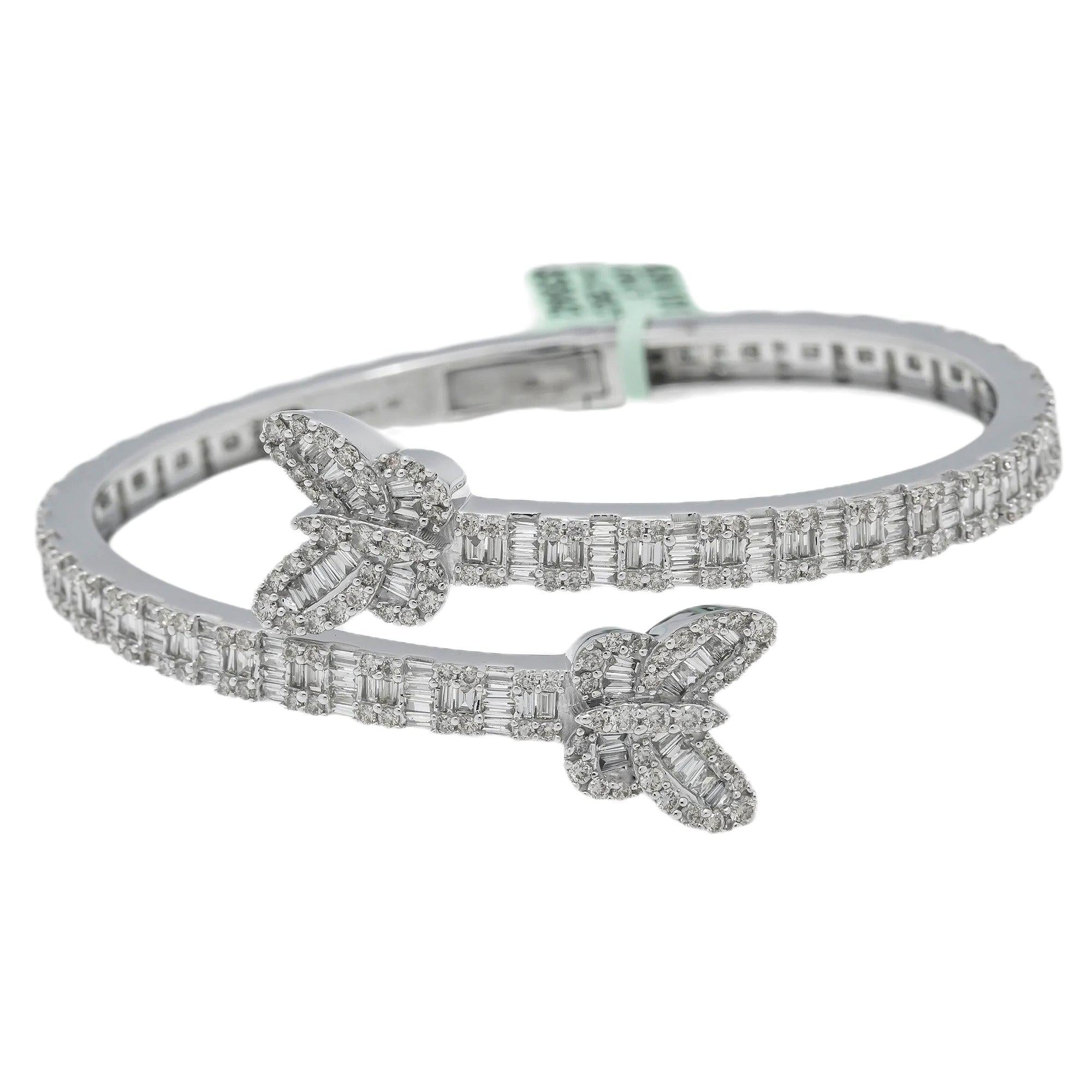 10K GOLD BAGUETTE DIAMONDS OPEN BUTTERFLY BANGLE 4.25 CT