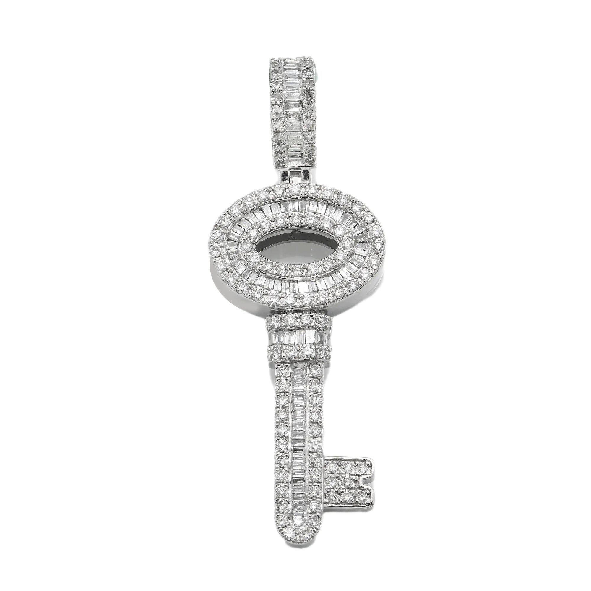 14K GOLD BAGUETTE AND ROUND DIAMOND KEY PENDANT 1.60 CT