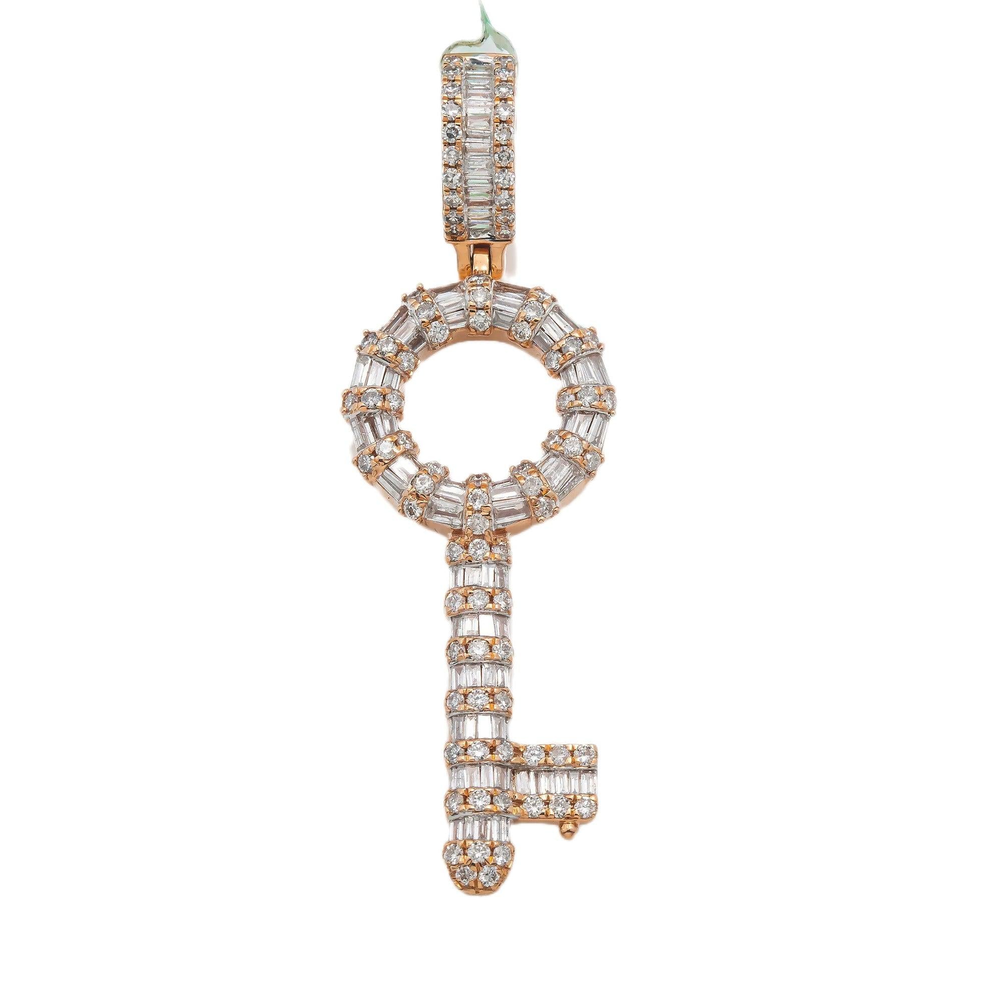 14K GOLD BAGUETTE AND ROUND DIAMOND KEY PENDANT 1.65 CT
