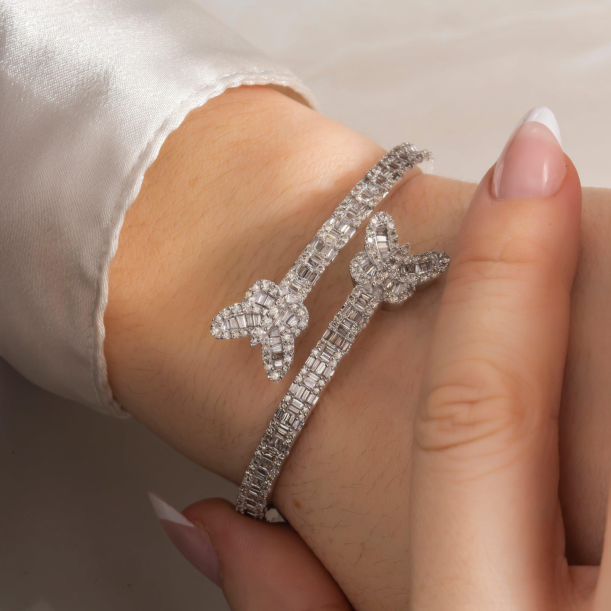 10K GOLD BAGUETTE DIAMONDS OPEN BUTTERFLY BANGLE 4.25 CT