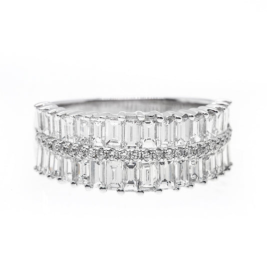 UNISEX 18K WHITE GOLD BAND WITH BAGUETTE AND ROUND CUT DIAMONDS 1.85CT