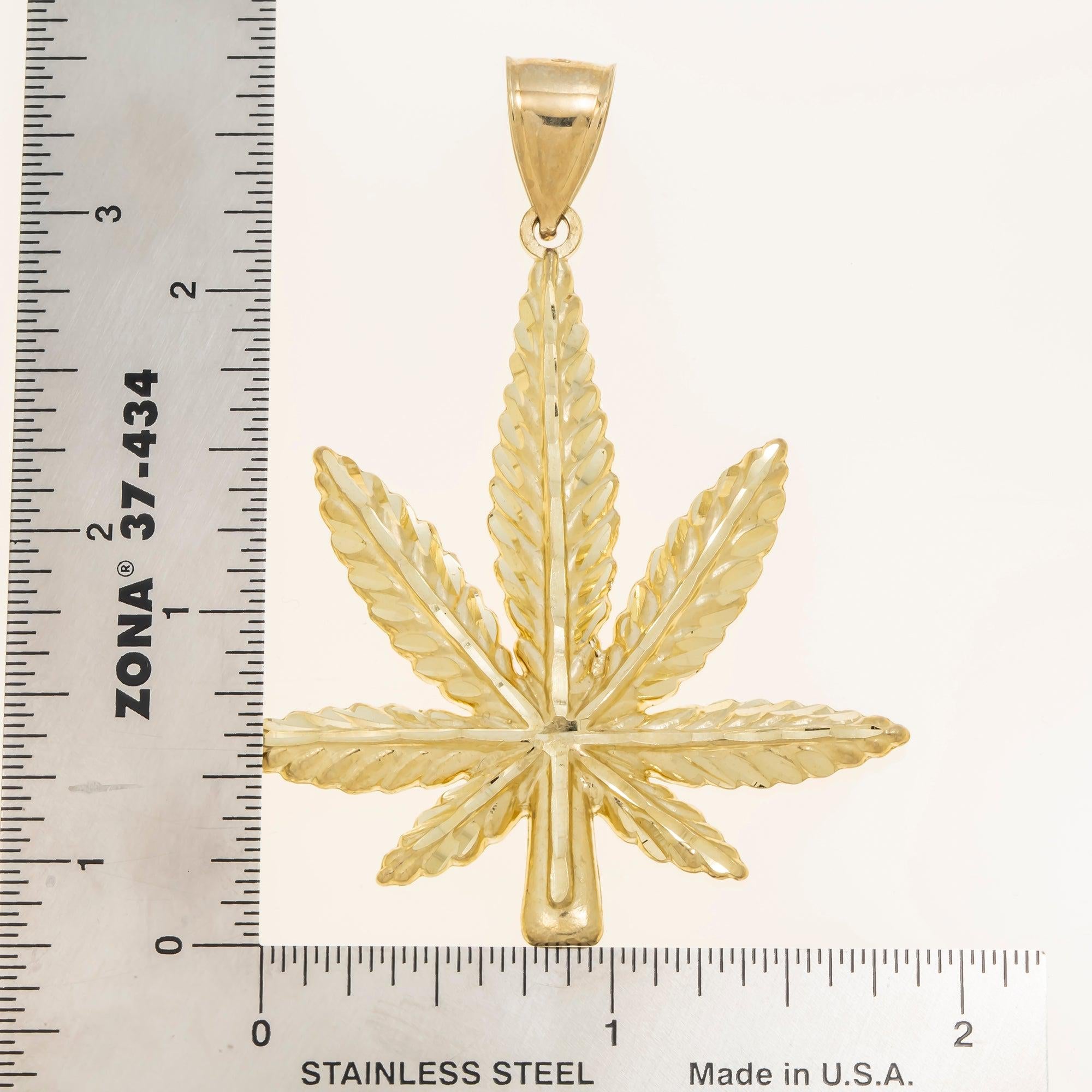 10K GOLD CANNABIS LEAF PENDANT 10.0G