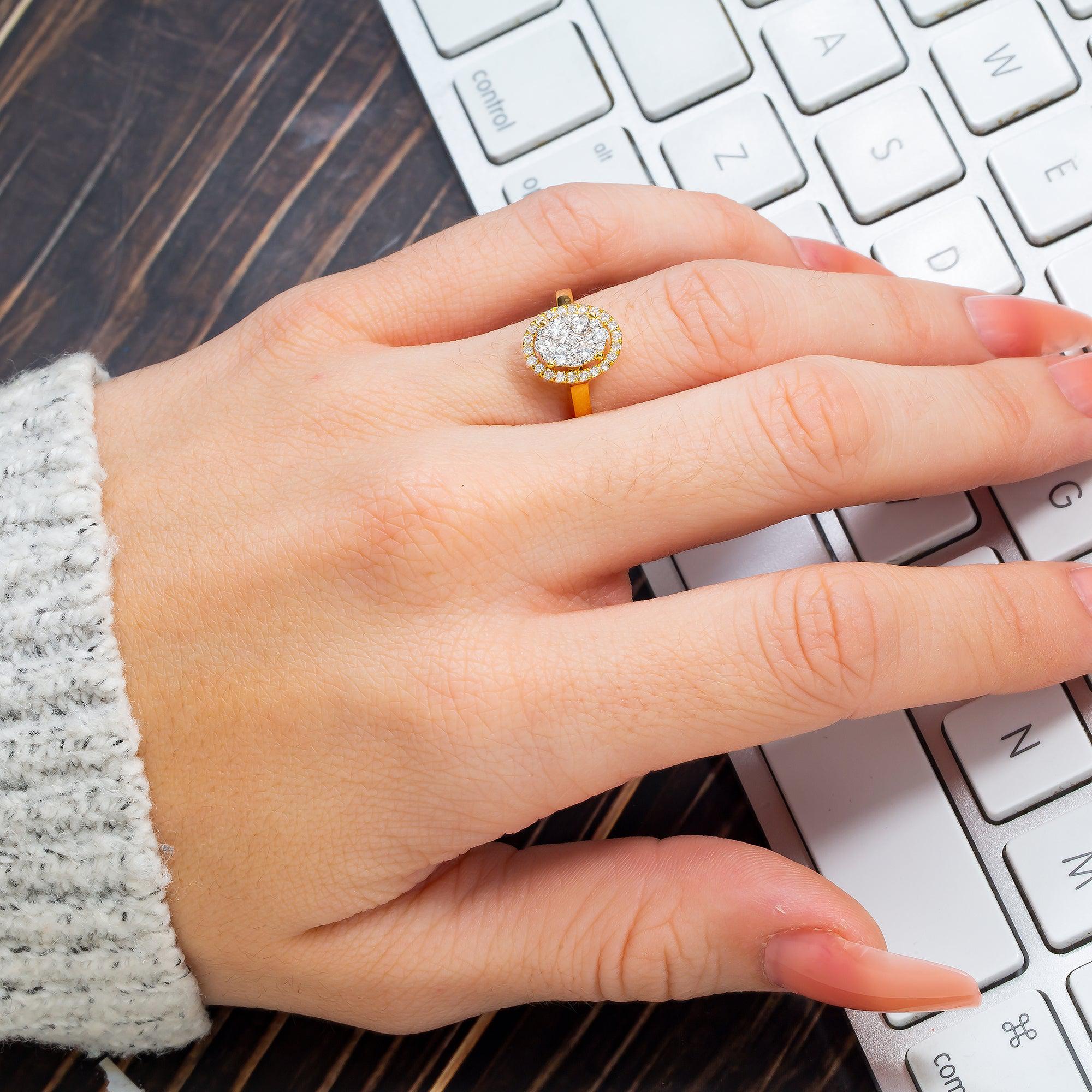 14K GOLD DIAMOND OVAL HALO CLUSTER RING 0.55 CT