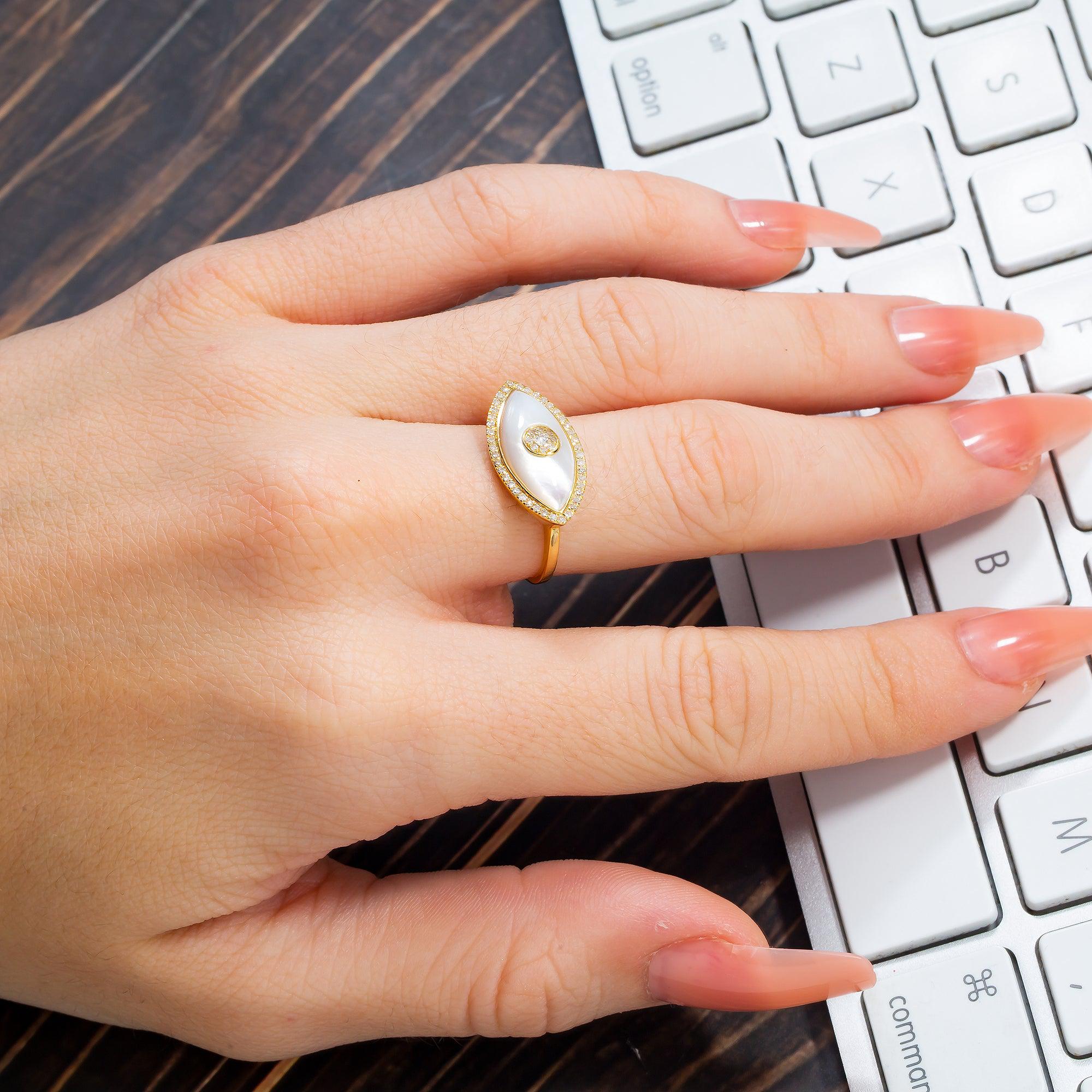 14K GOLD DIAMOND EVIL EYE RING WITH MOTHER OF PEARL 0.20 CT