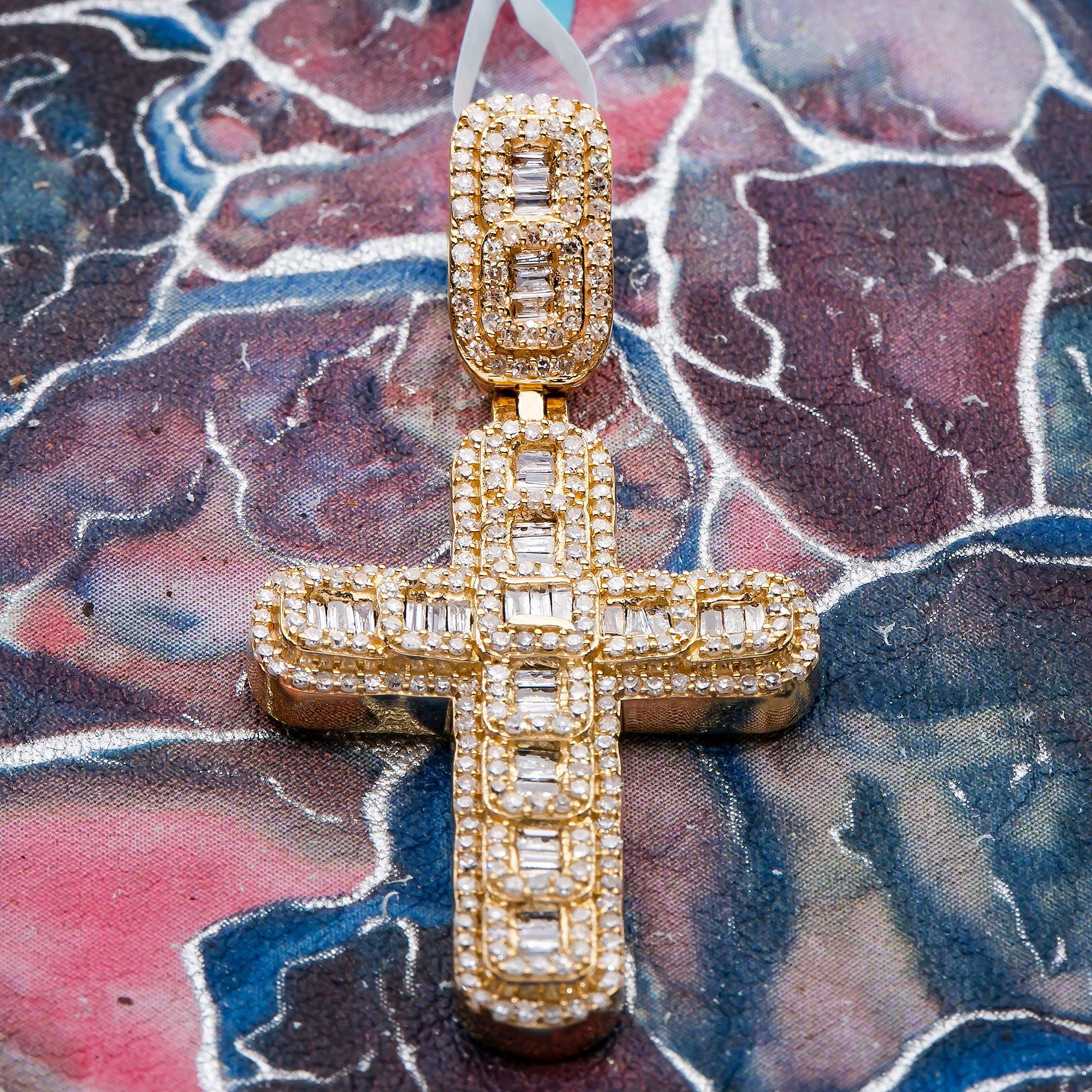 Unisex 14K Yellow Gold Cross Pendant with 1.06 CT Diamonds