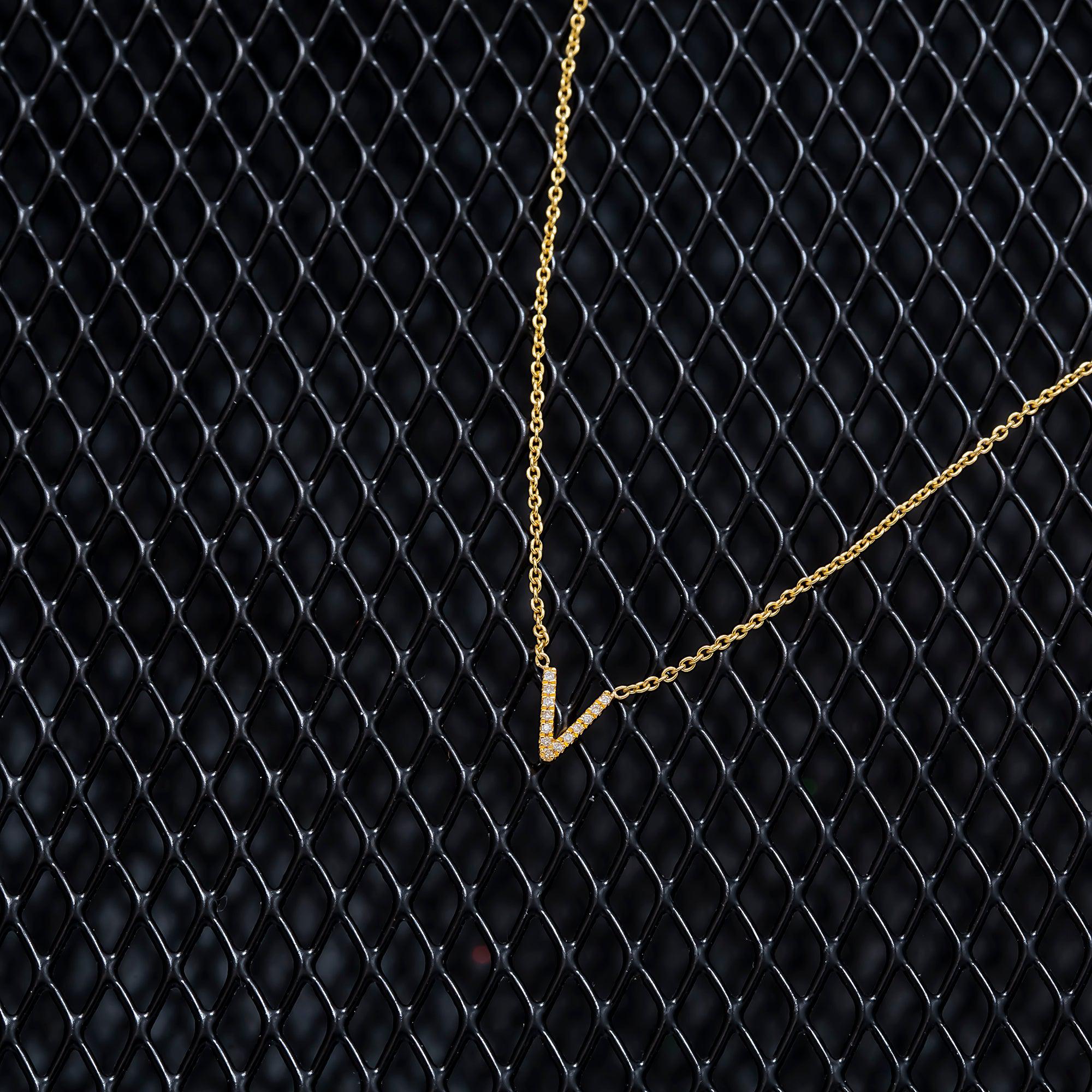 14K GOLD DIAMOND INITIAL V NECKLACE 0.05 CT
