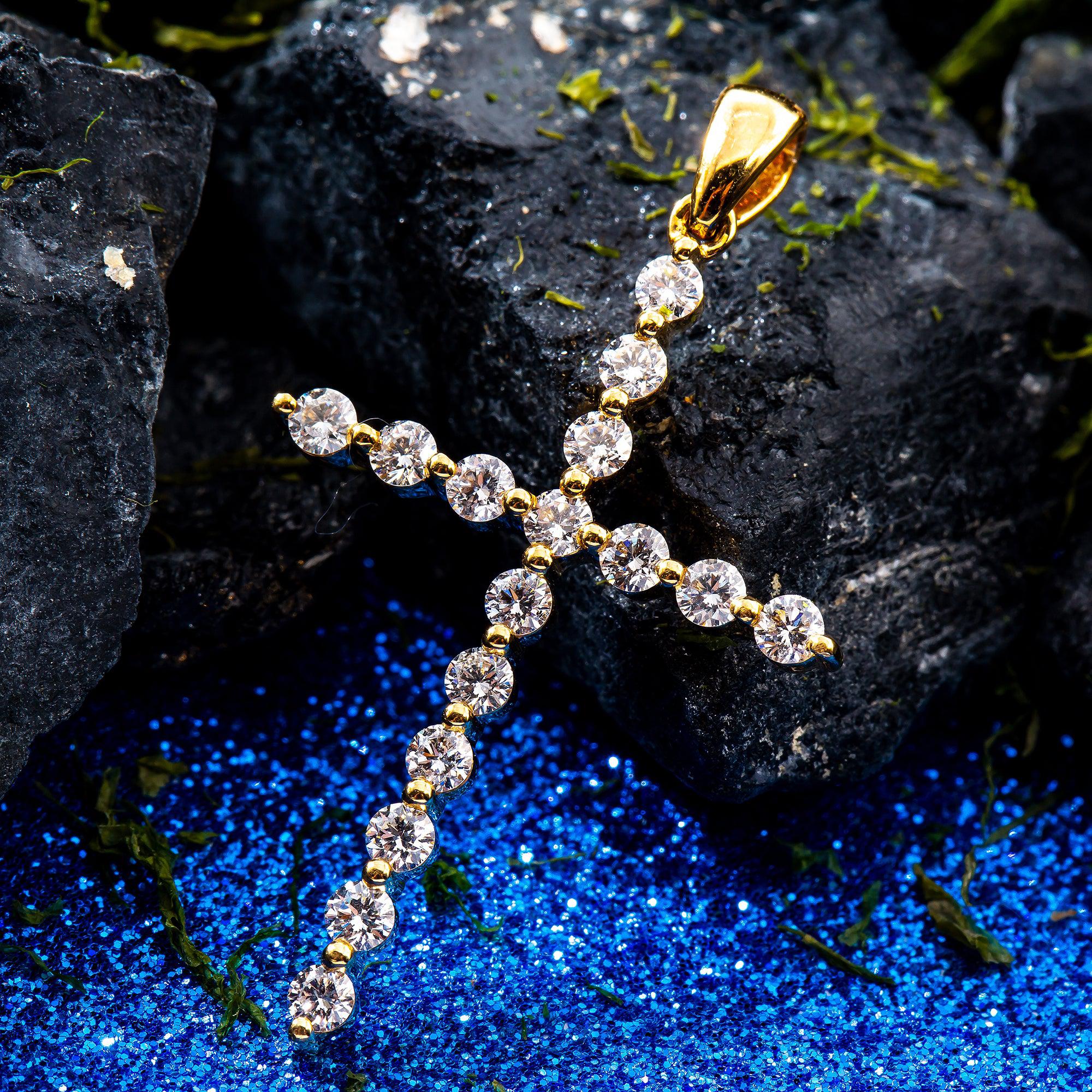 Unisex 18K Yellow Gold Cross Pendant with 0.52 CT Diamonds