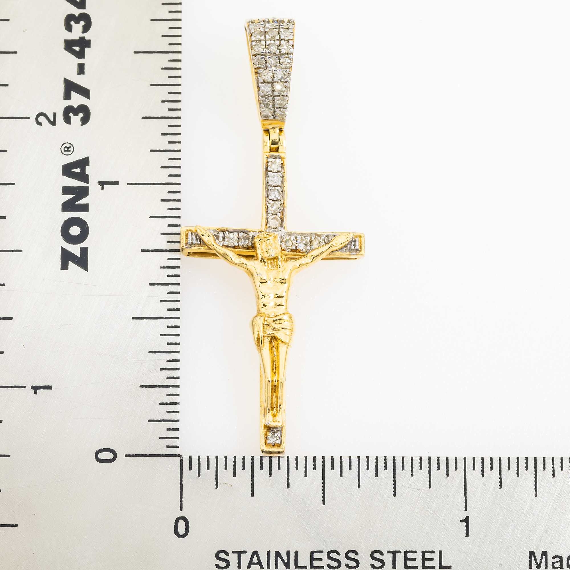 14K GOLD DIAMOND CRUCIFIX PENDANT 0.30 CT