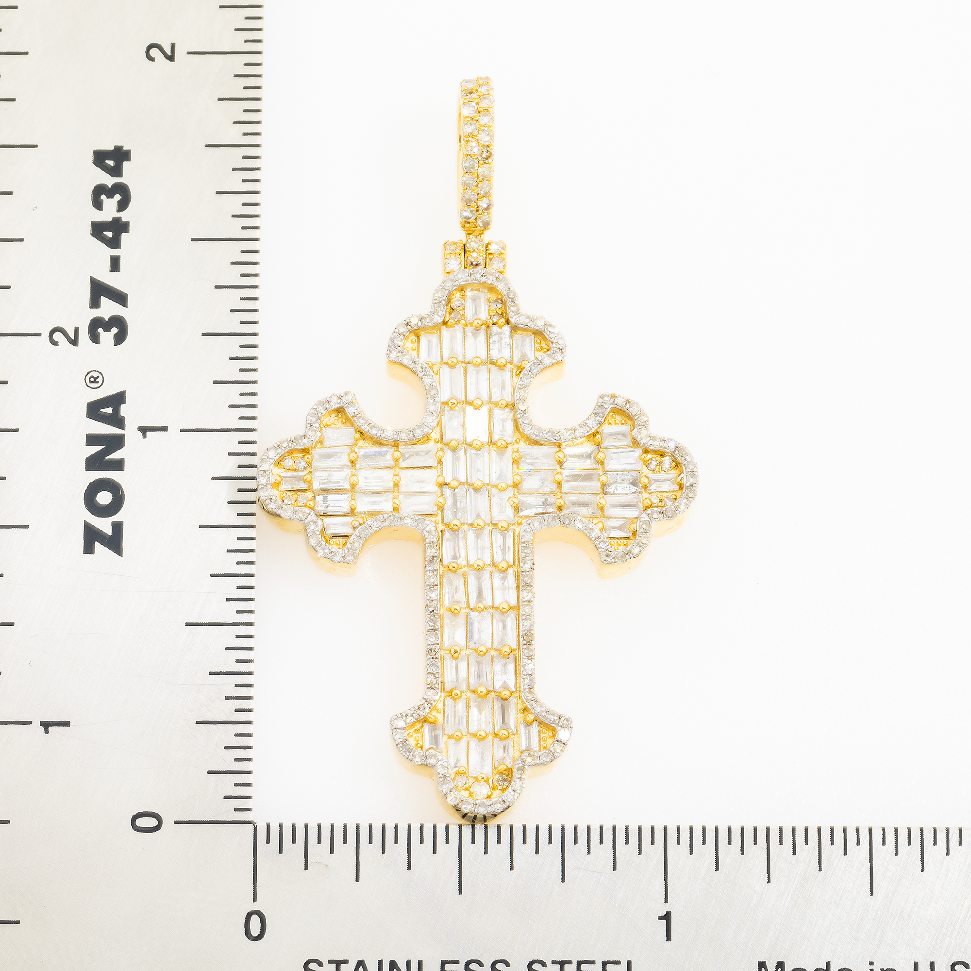 14K GOLD BAGUETTE AND ROUND DIAMOND CROSS PENDANT 2.96 CT