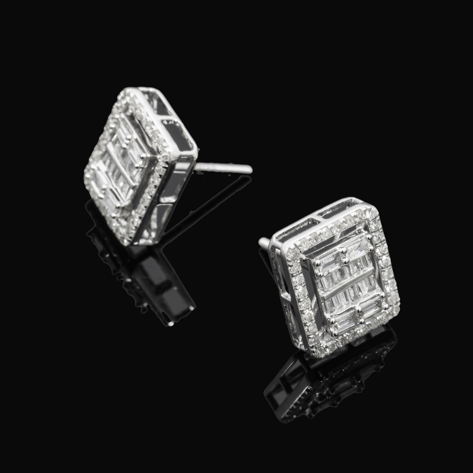 14K GOLD BAGUETTE AND ROUND DIAMOND SQUARE SHAPE EARRINGS 0.80 CTW