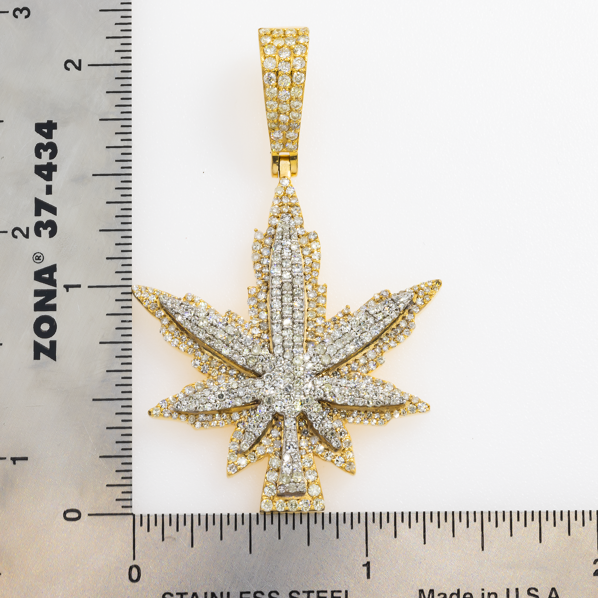 14K GOLD DIAMOND CANNABIS LEAF PENDANT 3.00 CT