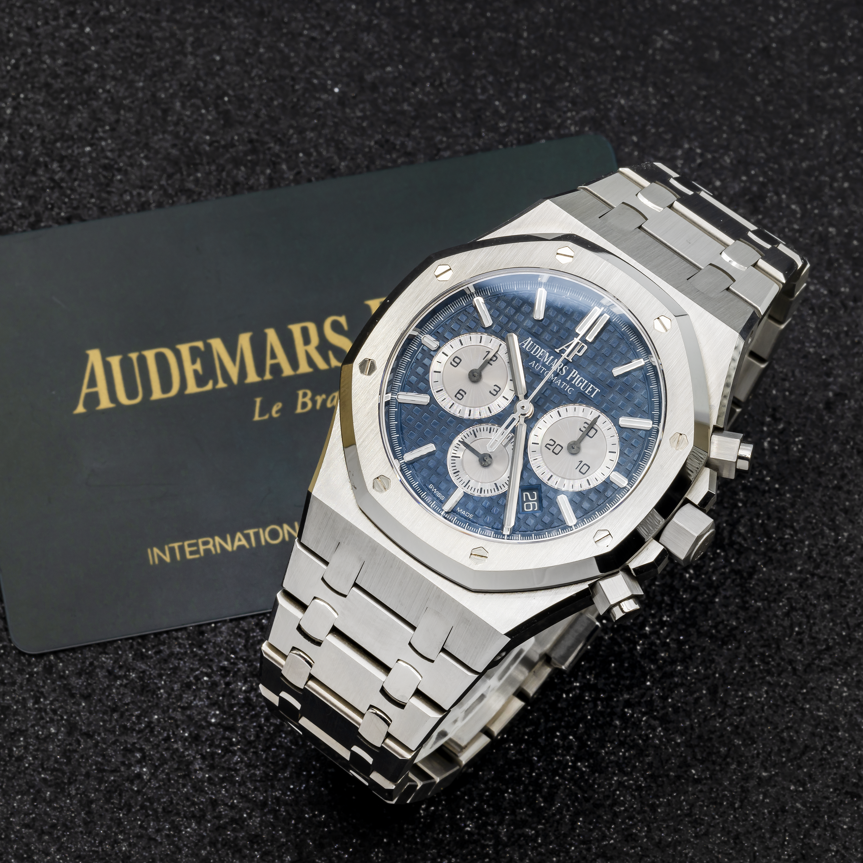 STAINLESS STEEL AUDEMARS PIGUET ROYAL OAK SELFWINDING CHRONOGRAPH 41MM BLACK DIAL 26331ST