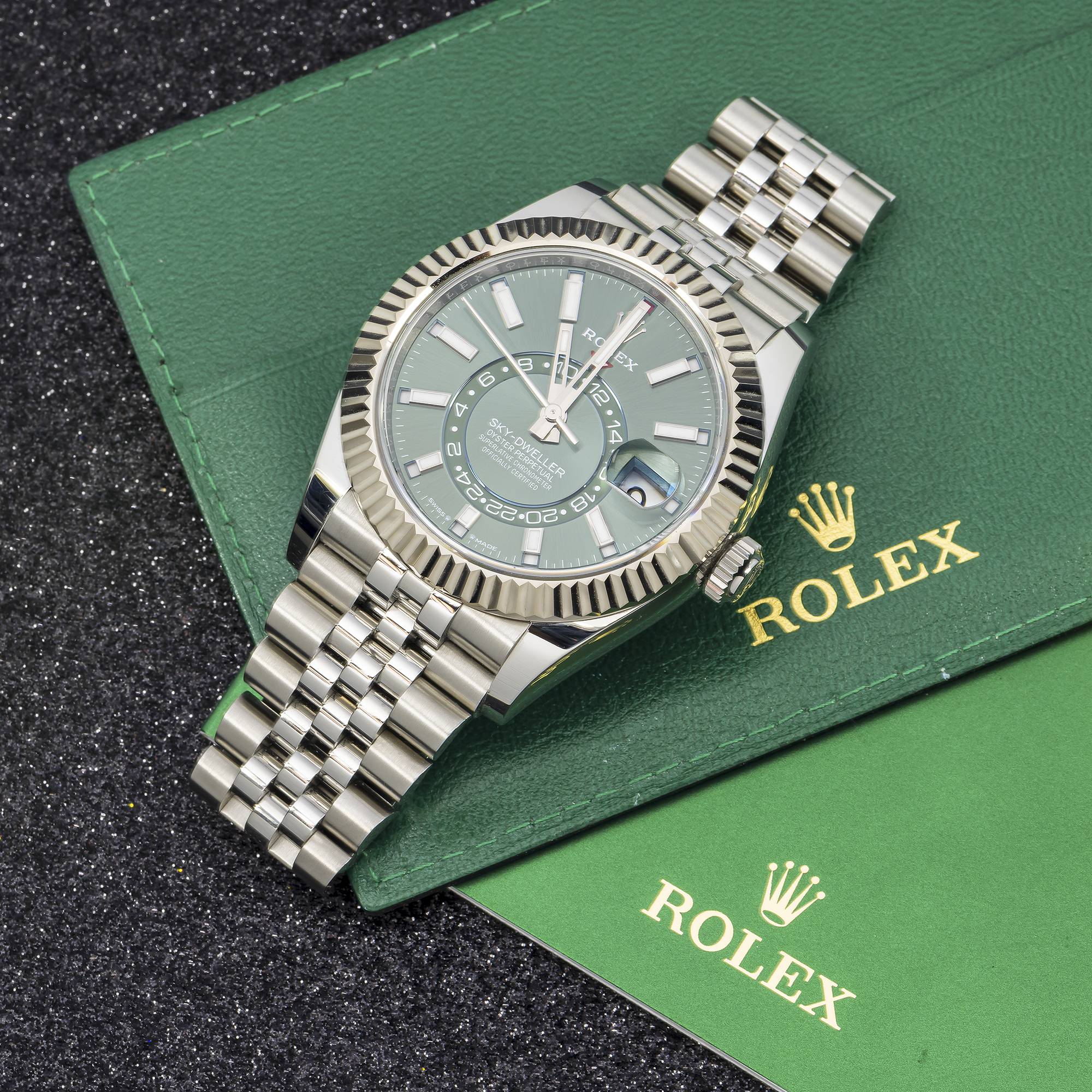 Rolex Sky-Dweller 336934 42MM Green Dial With Stainless Steel Jubilee Bracelet