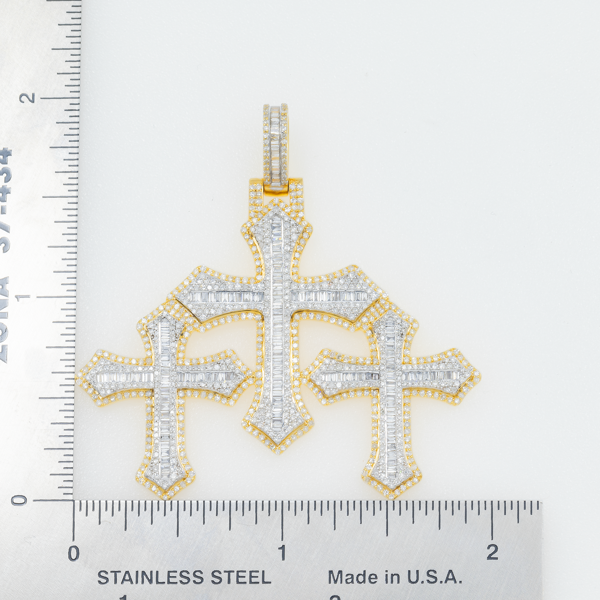 10K GOLD BAGUETTE AND ROUND DIAMOND TRIPLE CROSSES PENDANT 2.52 CT